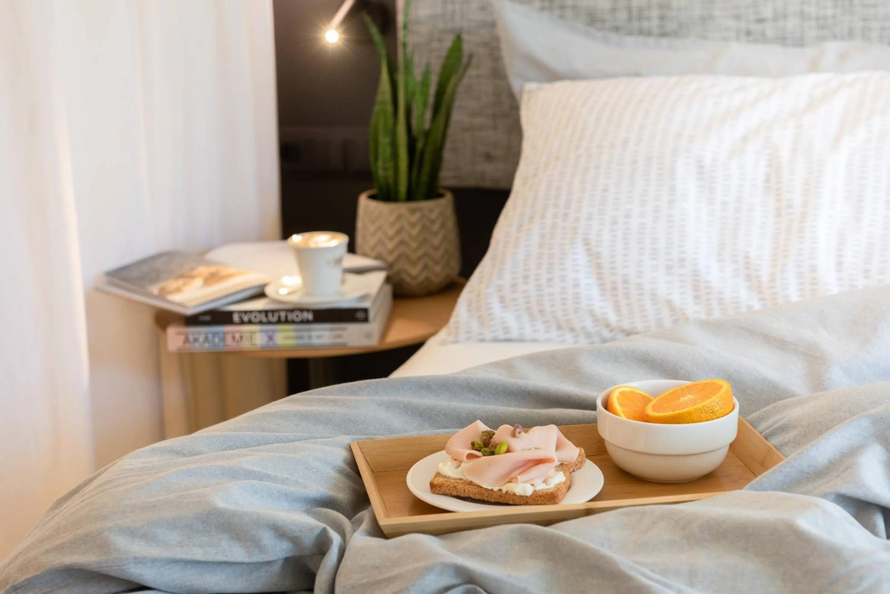 Bed in INNSiDE Zaragoza