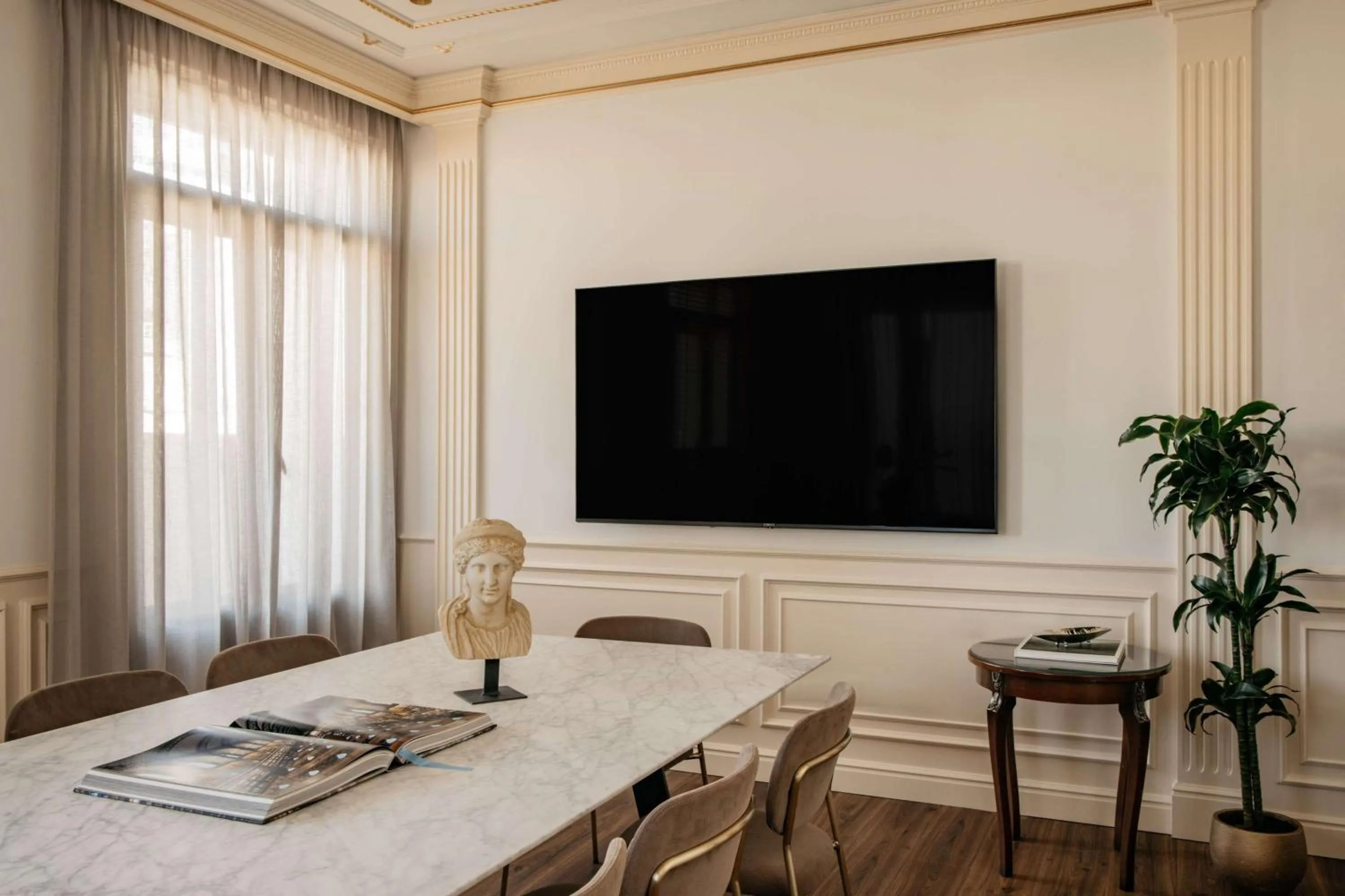 Bedroom in Hotel Fenix Gran Meliá - The Leading Hotels of the World