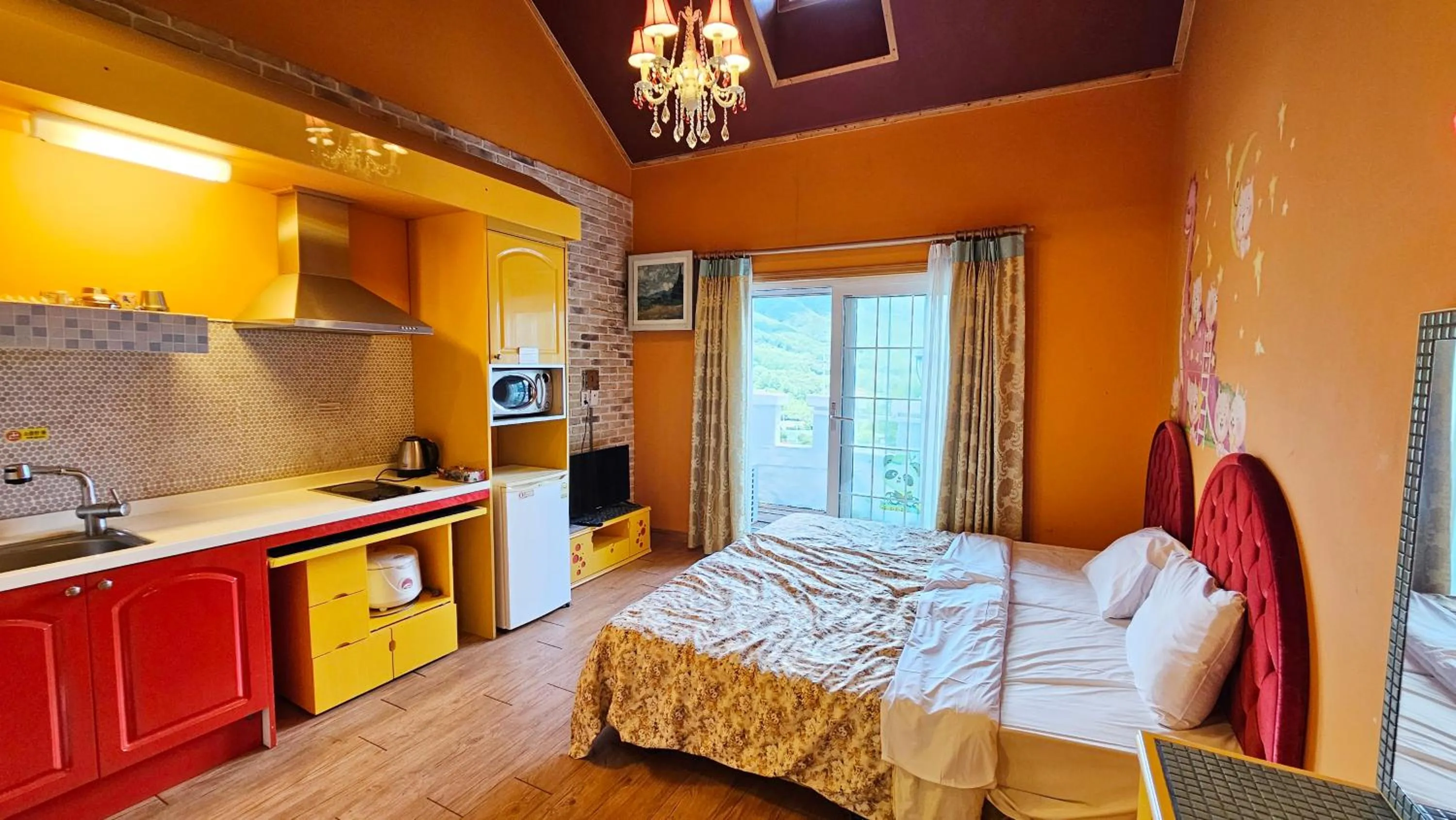 Bed in Elf Resort Hotel