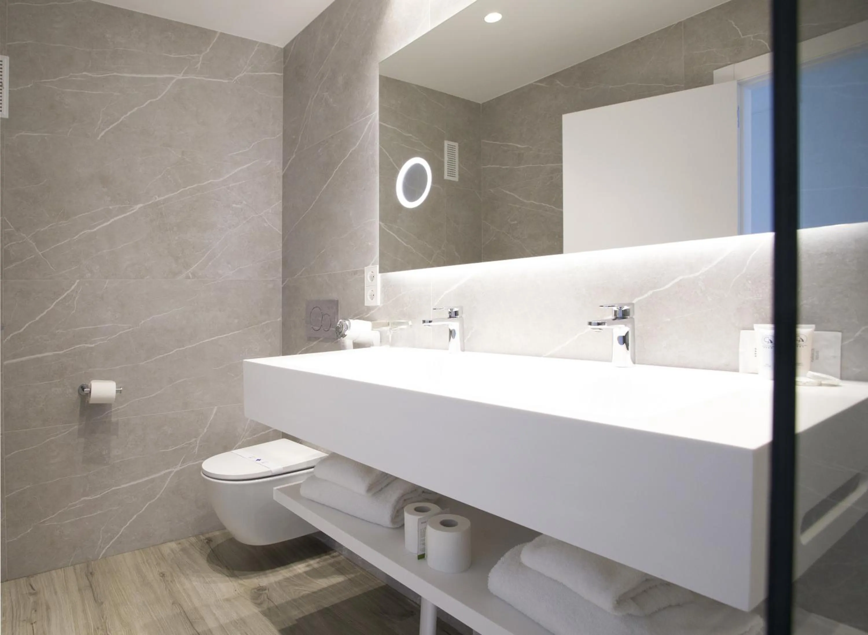 Bathroom in Hotel Albufera