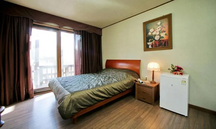 Six-Bedroom House in Chalet Resort
