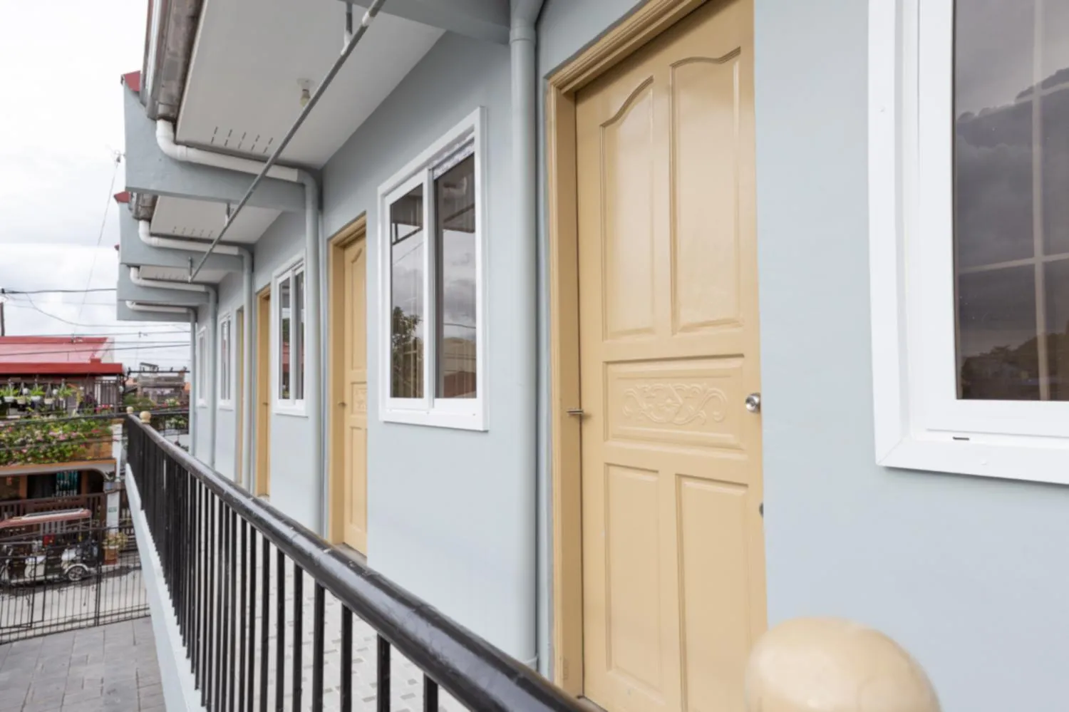 Facade/entrance in Hive Manila Guesthouse -Netflix,400mbps WI-FI