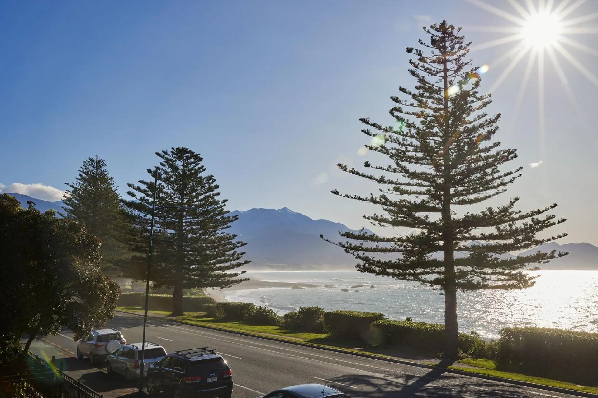 Sea view in Waves on the Esplanade