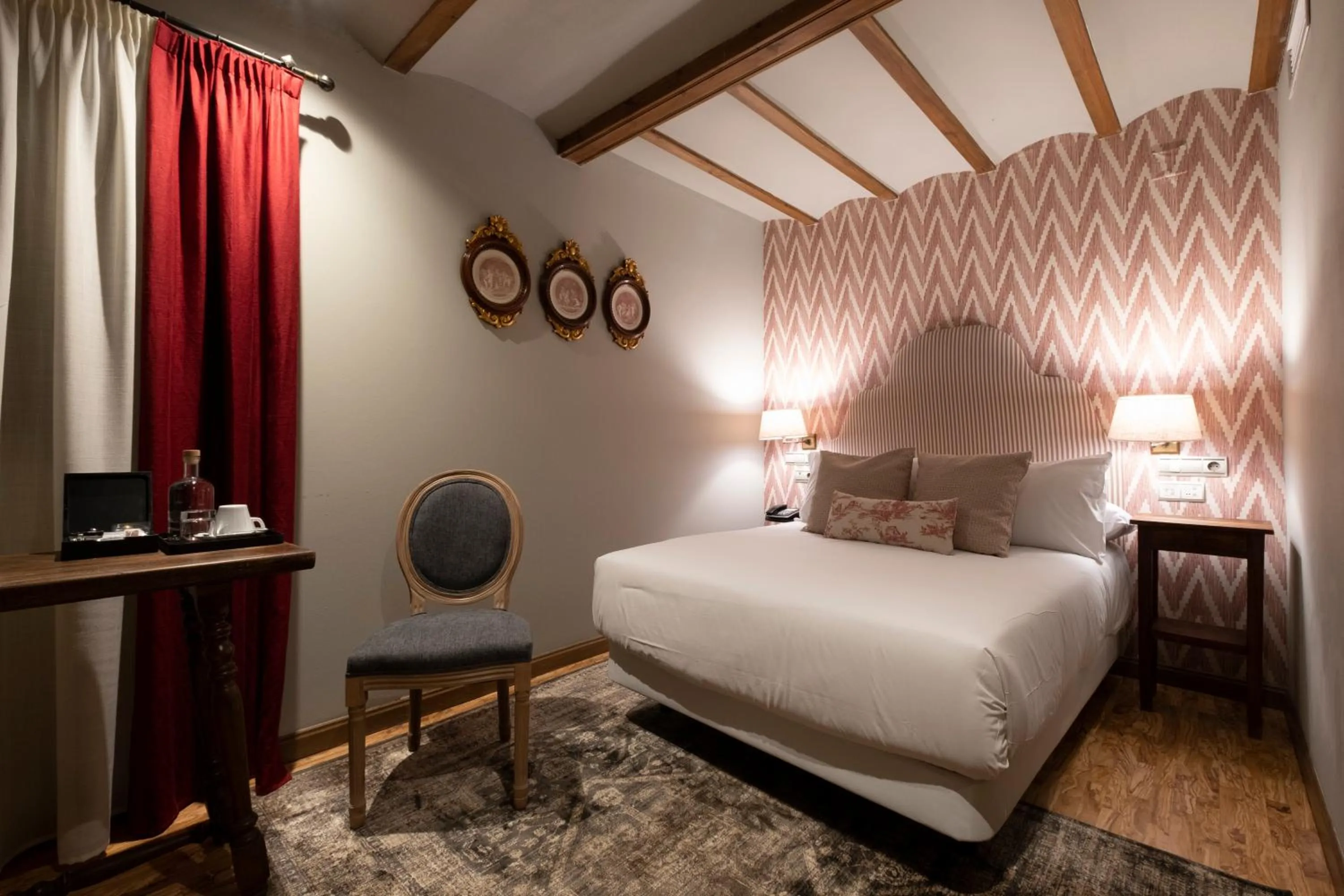 Bed in Hotel Cetina Palacio de los Salcedo