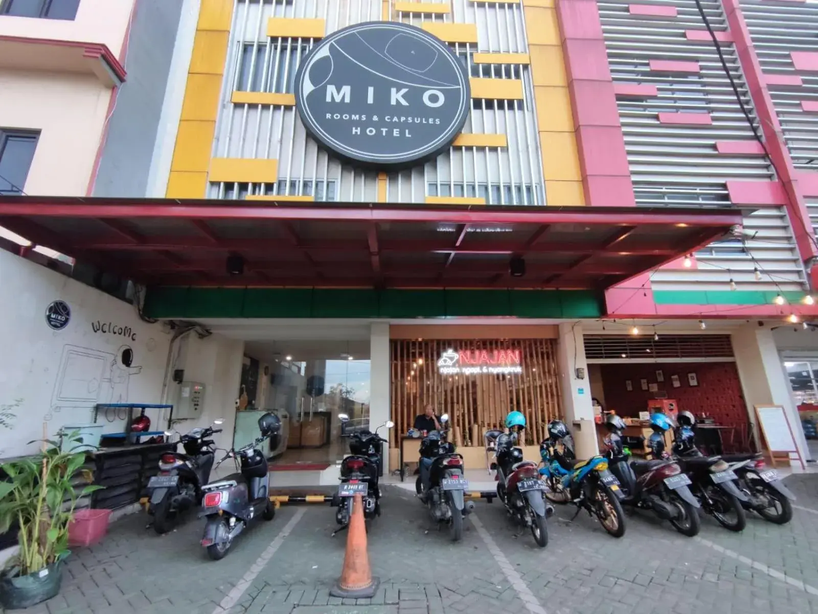 Miko Rooms & Capsules hotel Miko Rooms & Capsules hotel