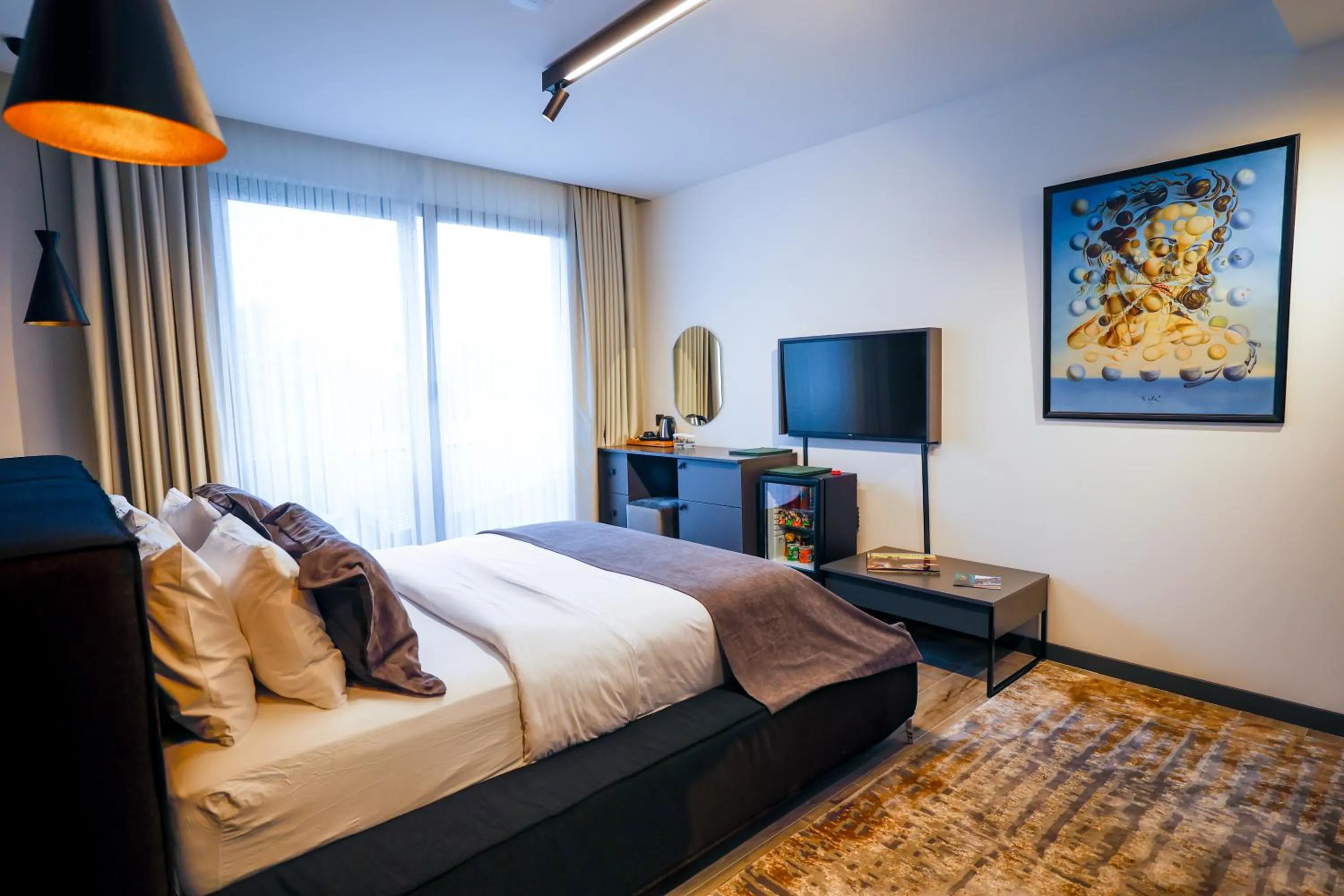 Photo of the whole room, Bed in Çathan Art Hotel