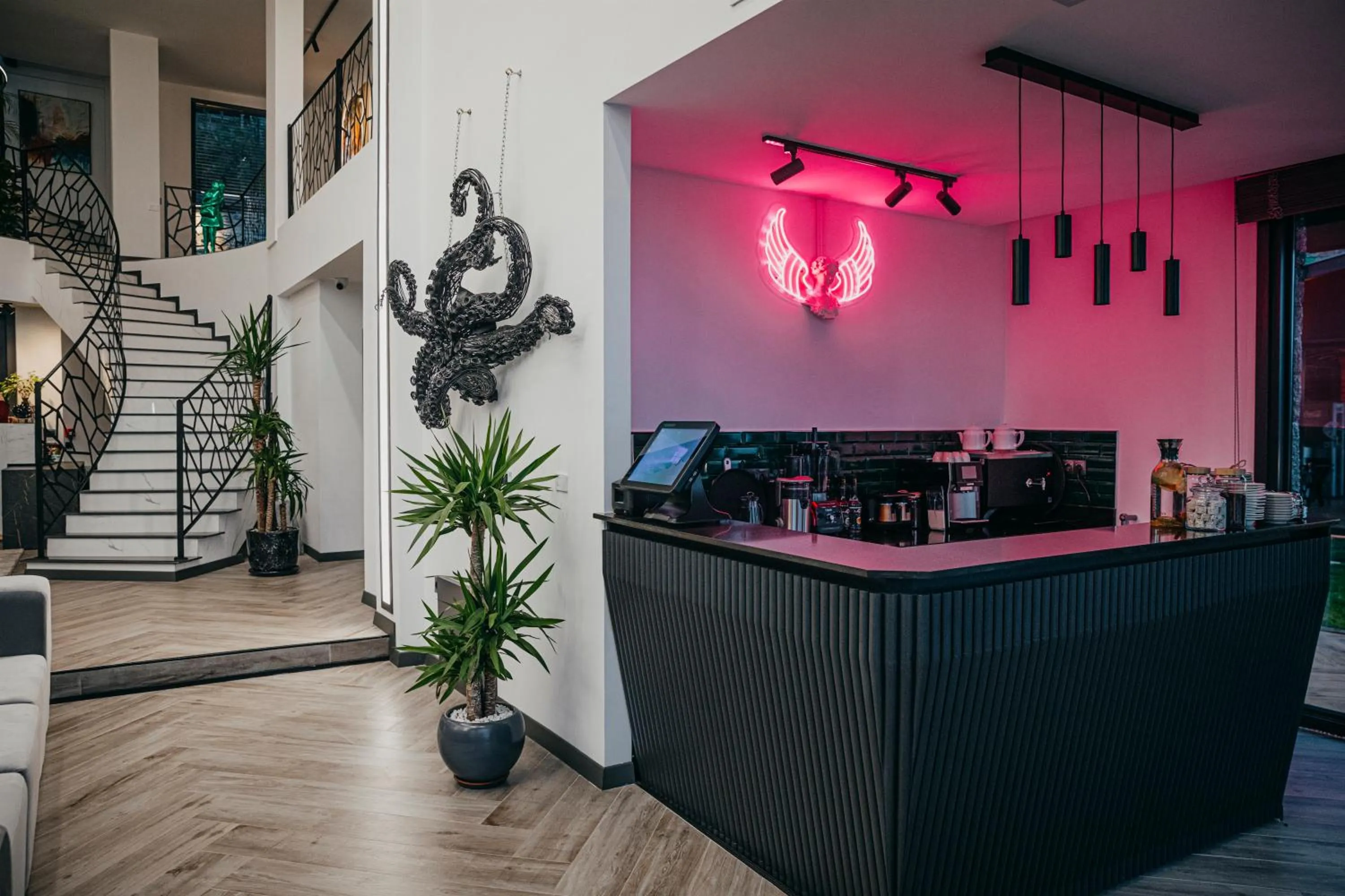 Restaurant/places to eat in Çathan Art Hotel