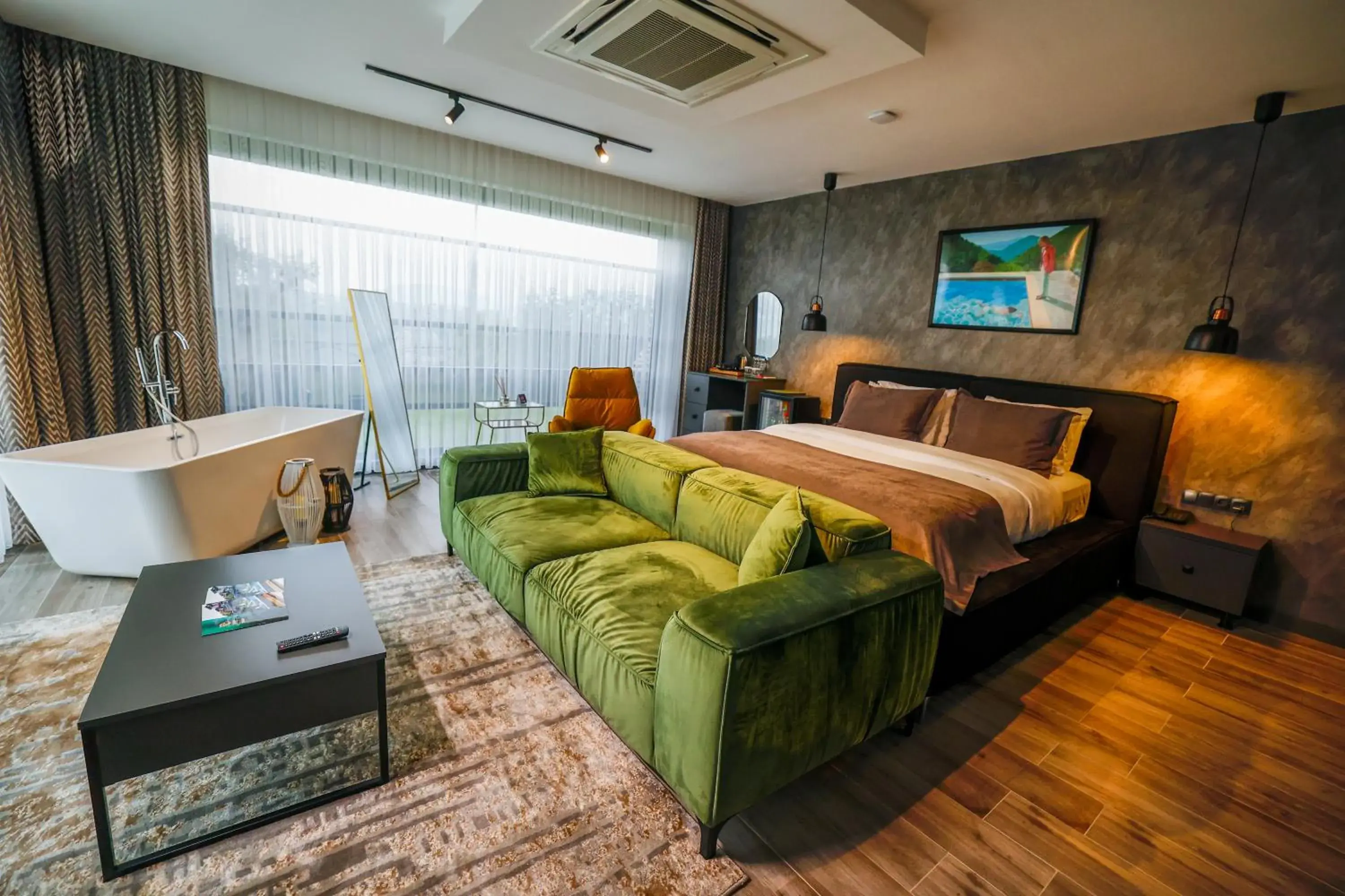 Deluxe Queen Room in Çathan Art Hotel Deluxe Queen Room in Çathan Art Hotel