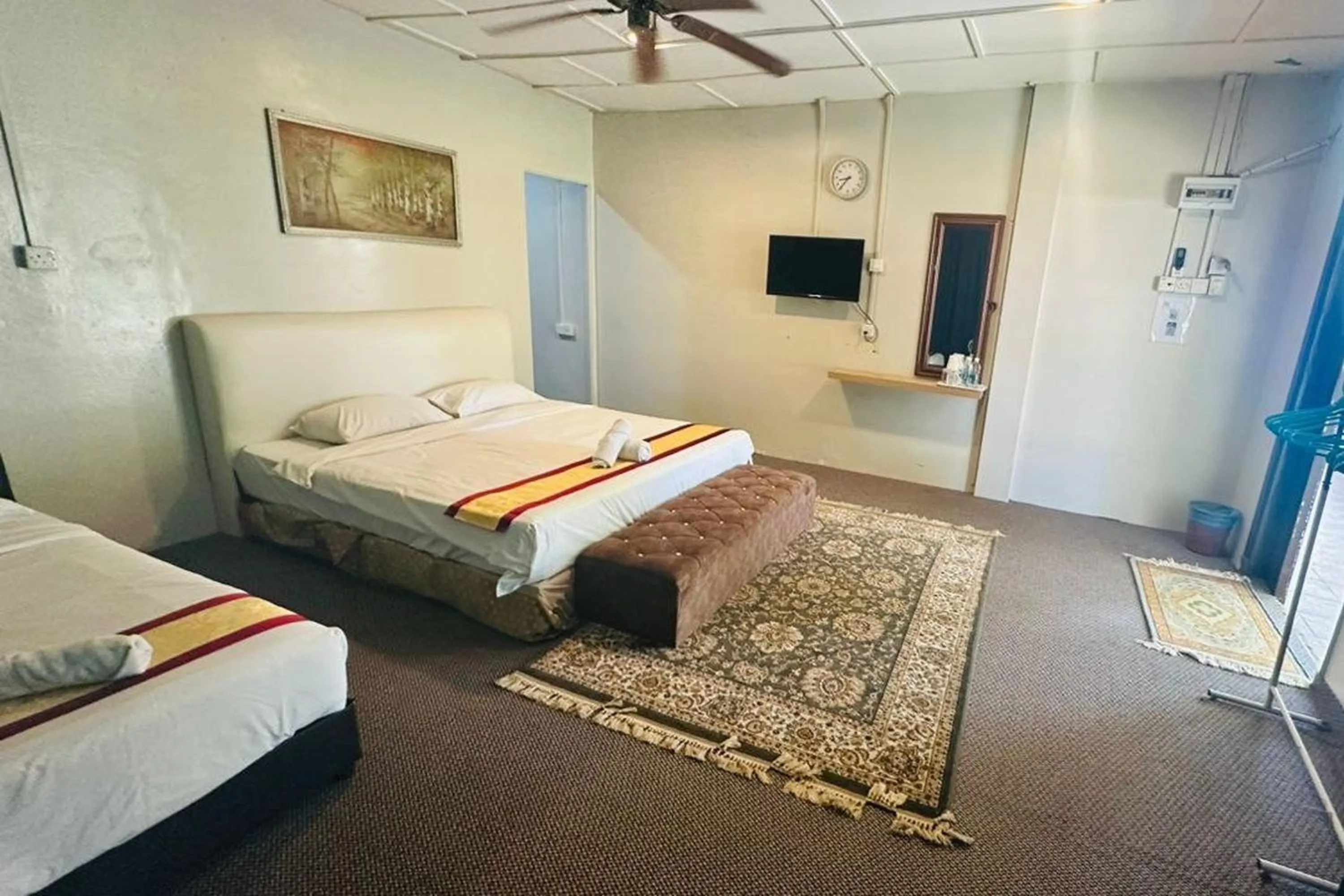 Bedroom, Bed in Green Town Hotels and Resorts