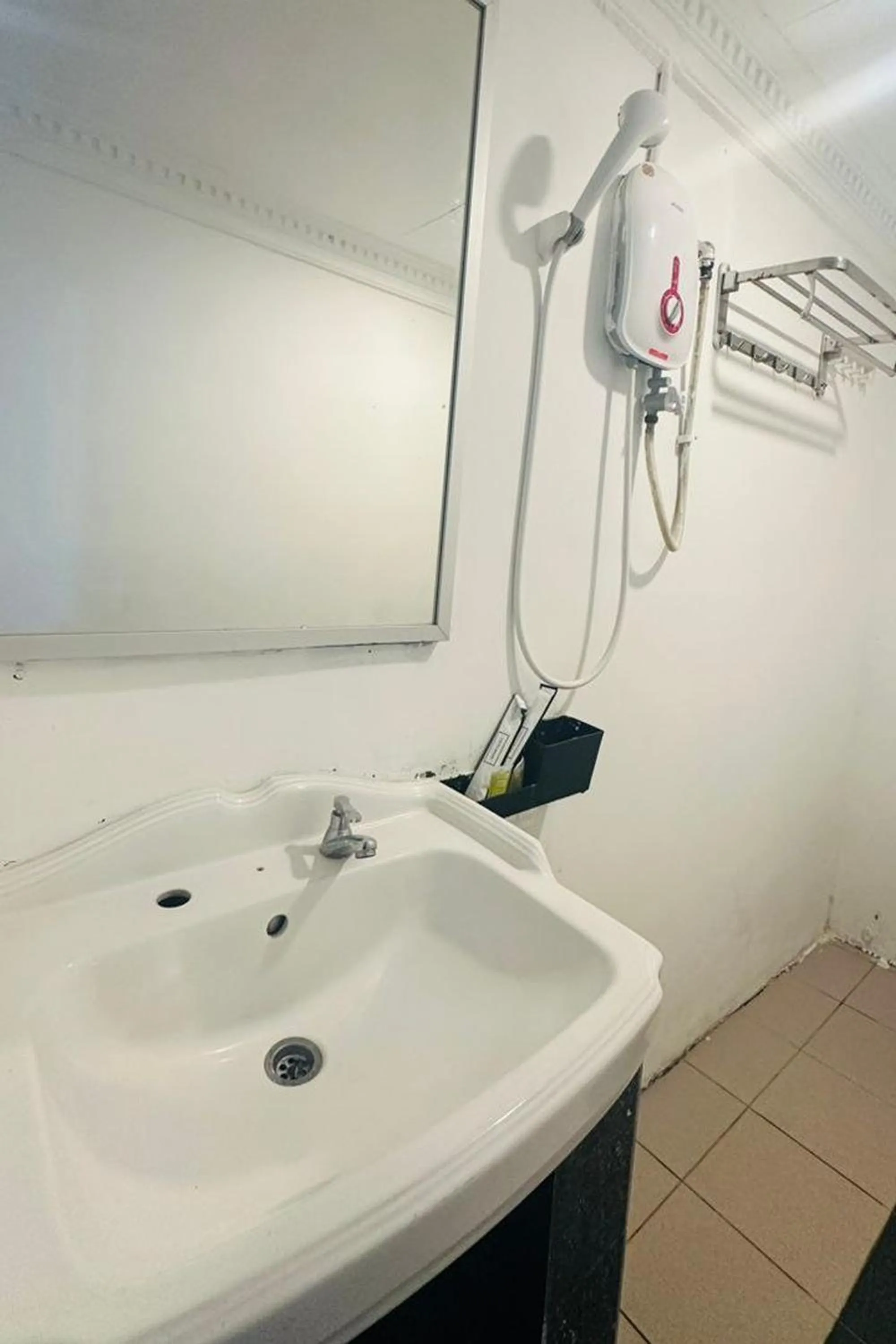 Shower in Green Town Hotels and Resorts