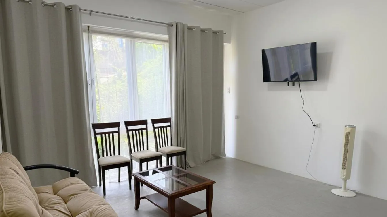 TV and multimedia in Misty Hills