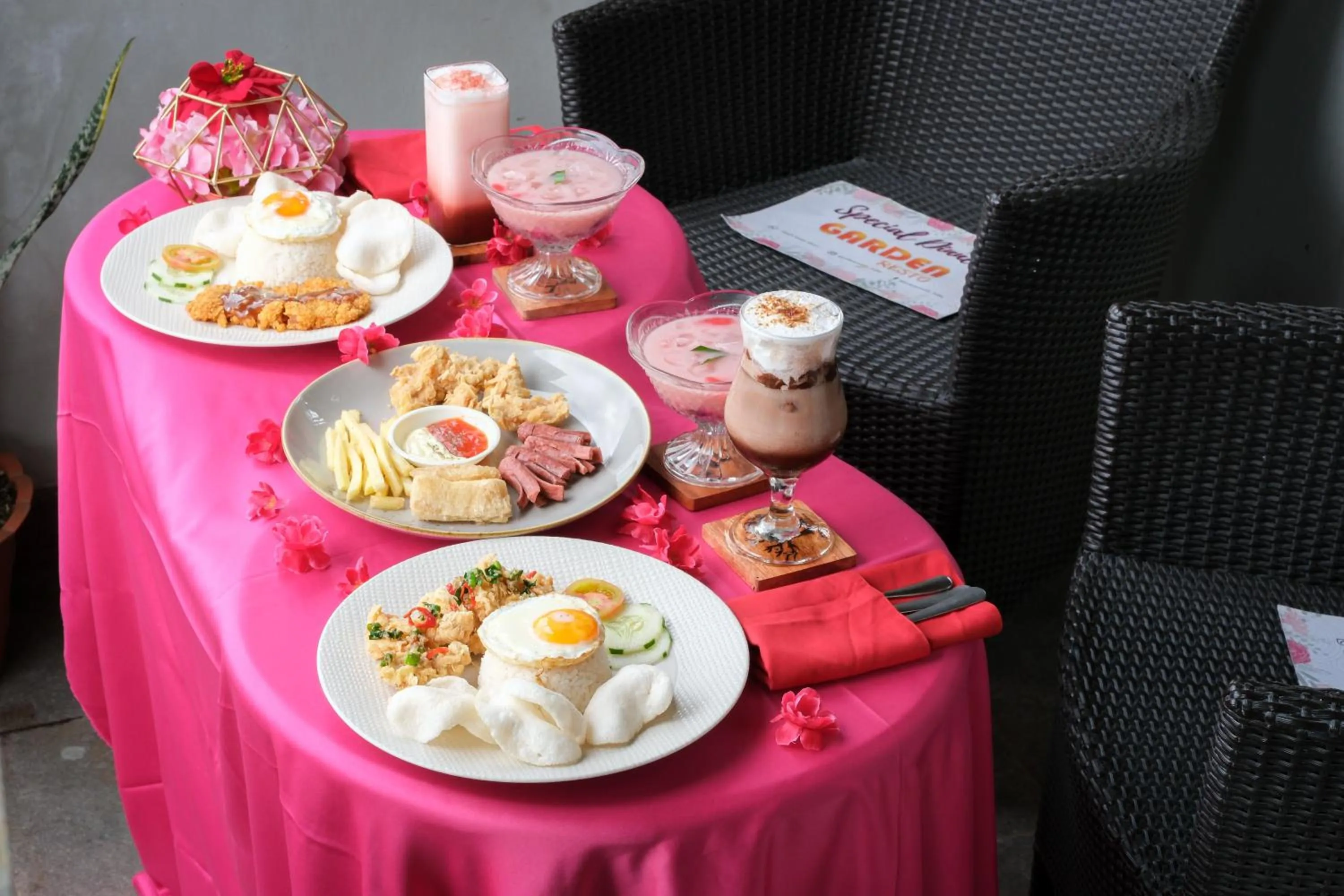 Balcony/Terrace in The Garden Suites New