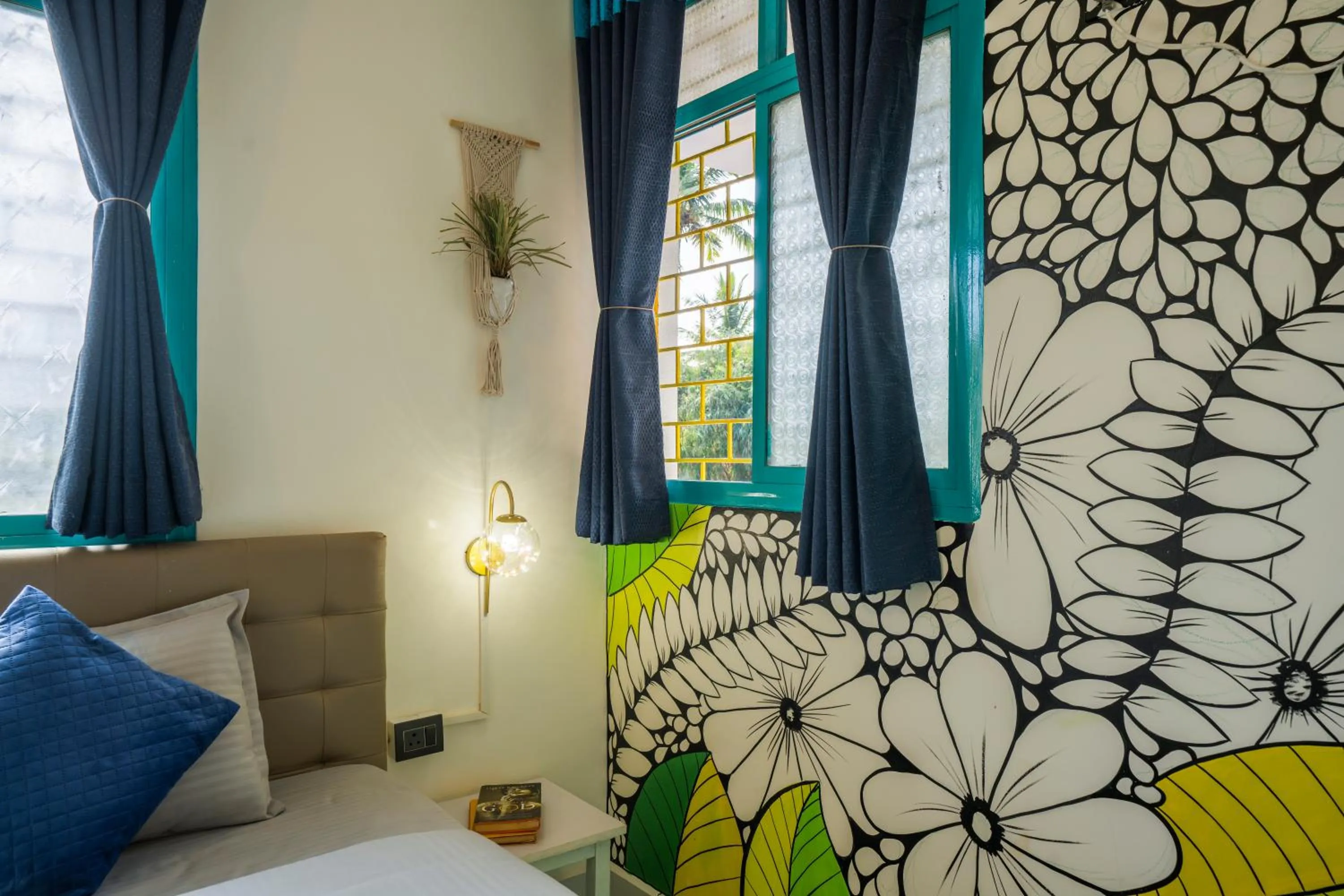 Bed in Shalom Backpackers Anjuna Goa