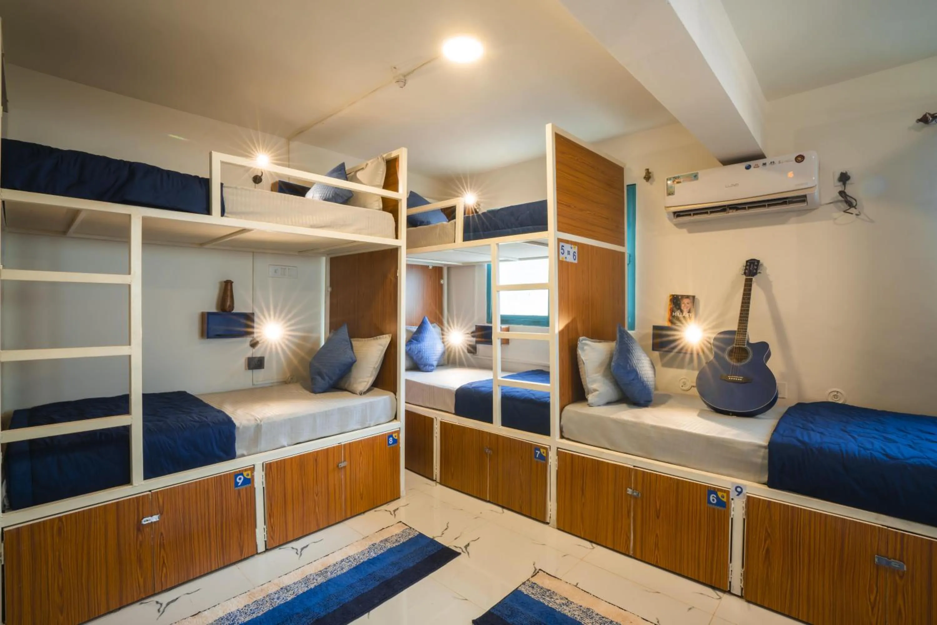 Bed in Shalom Backpackers Anjuna Goa