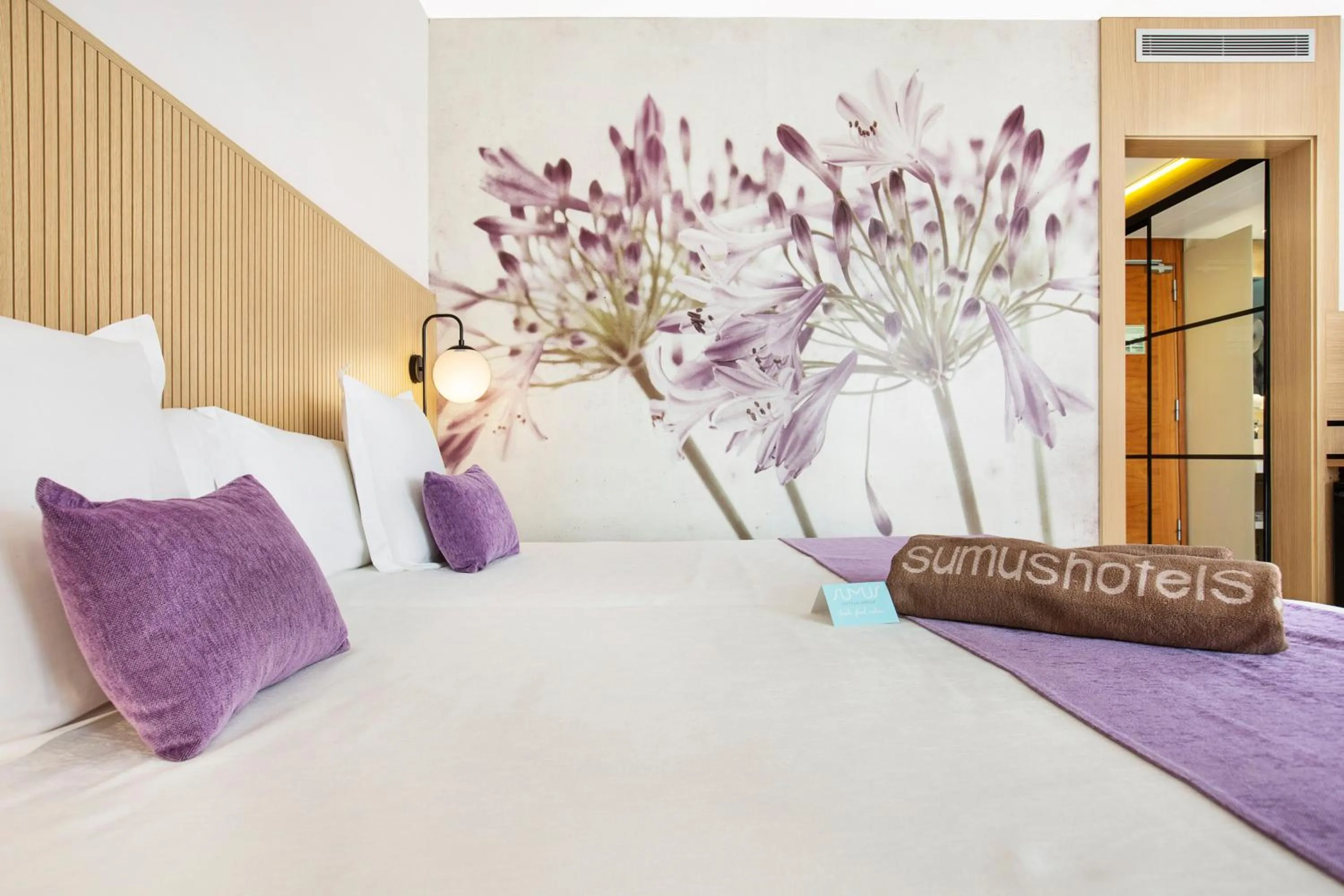 Bed in Sumus Hotel Monteplaya & SPA 4Sup - Adults Only