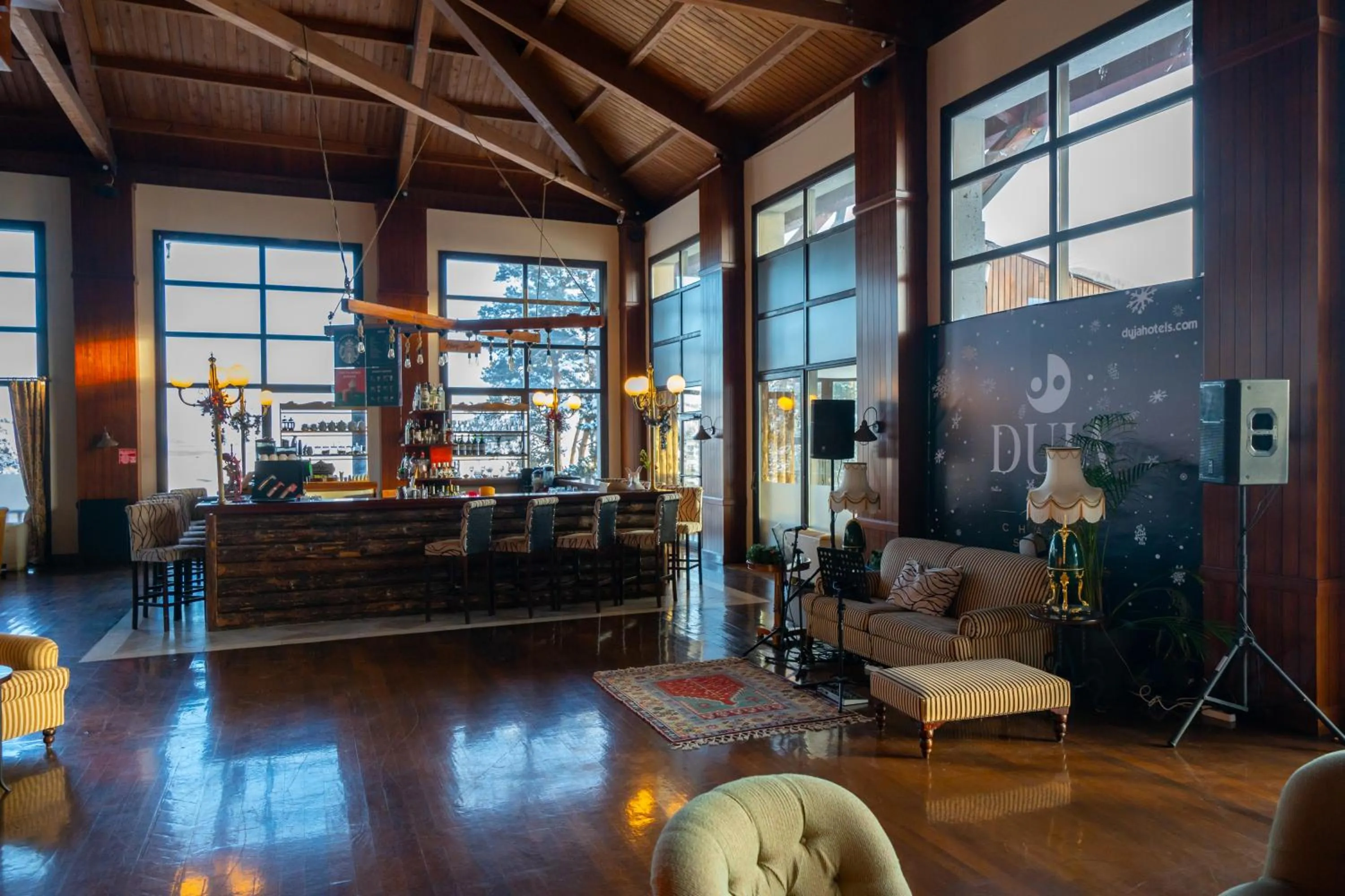 Lounge or bar in Duja Chalet Ski Center