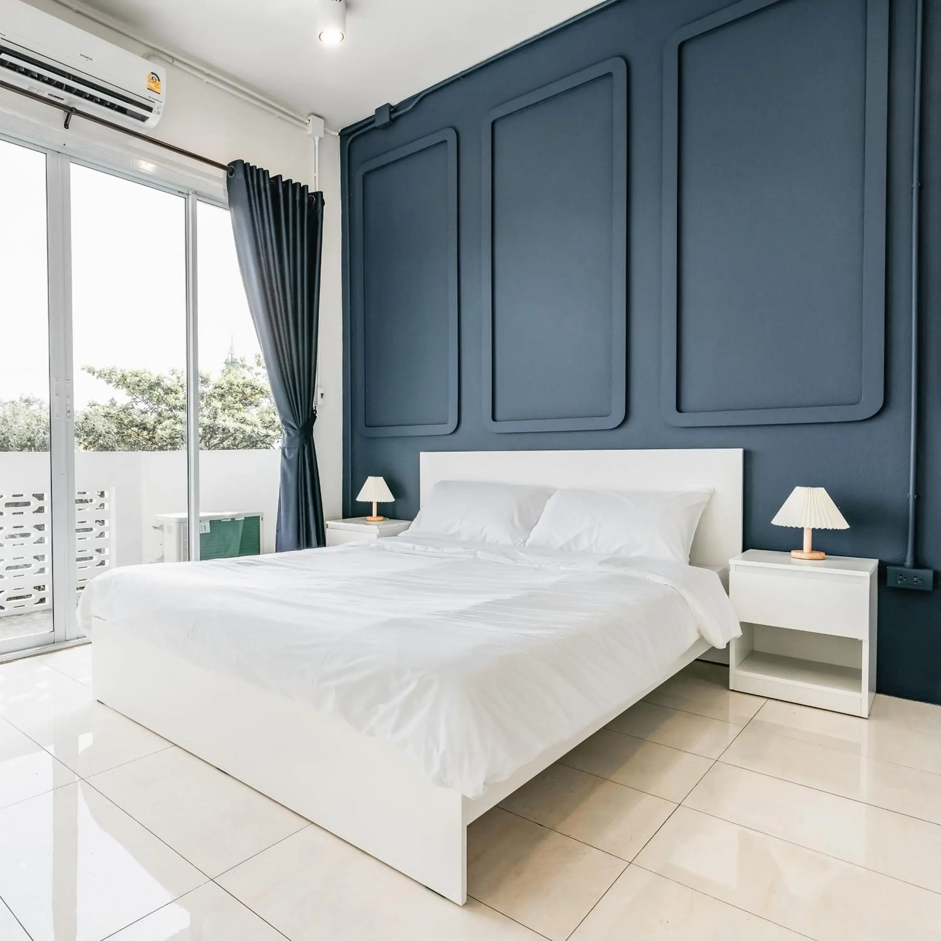 Deluxe Suite with Shared Bathroom in Shapel Hostel and Cafe Deluxe Suite with Shared Bathroom in Shapel Hostel and Cafe