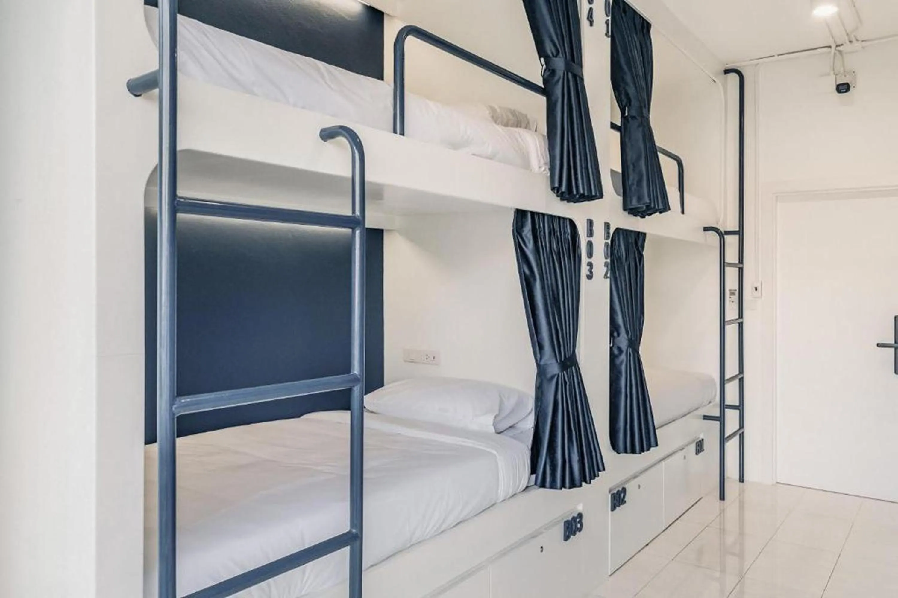 Bed in Shapel Hostel and Cafe