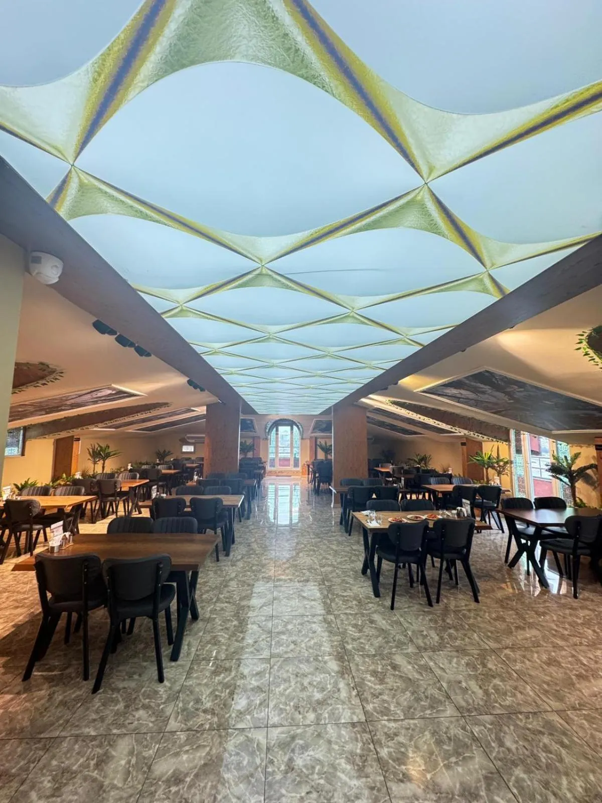 Restaurant/places to eat in El Emin İstanbul Hotel