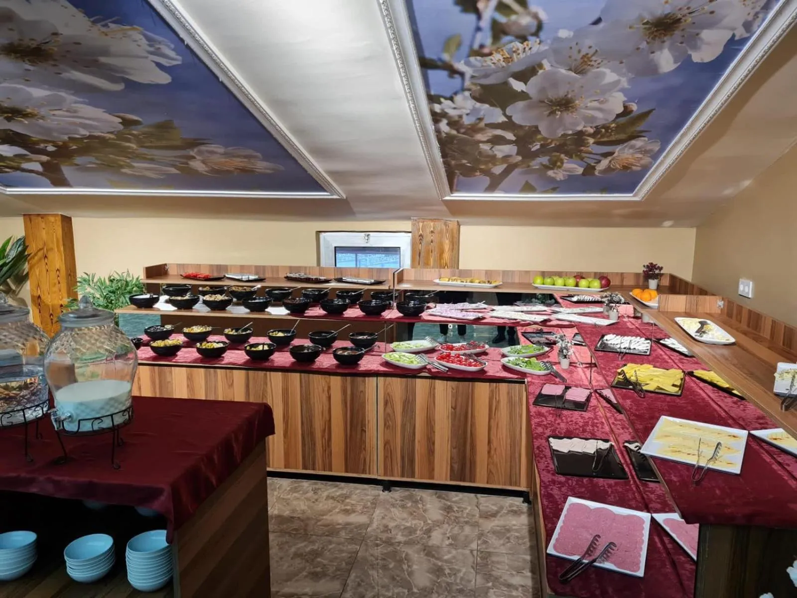 Restaurant/places to eat in El Emin İstanbul Hotel