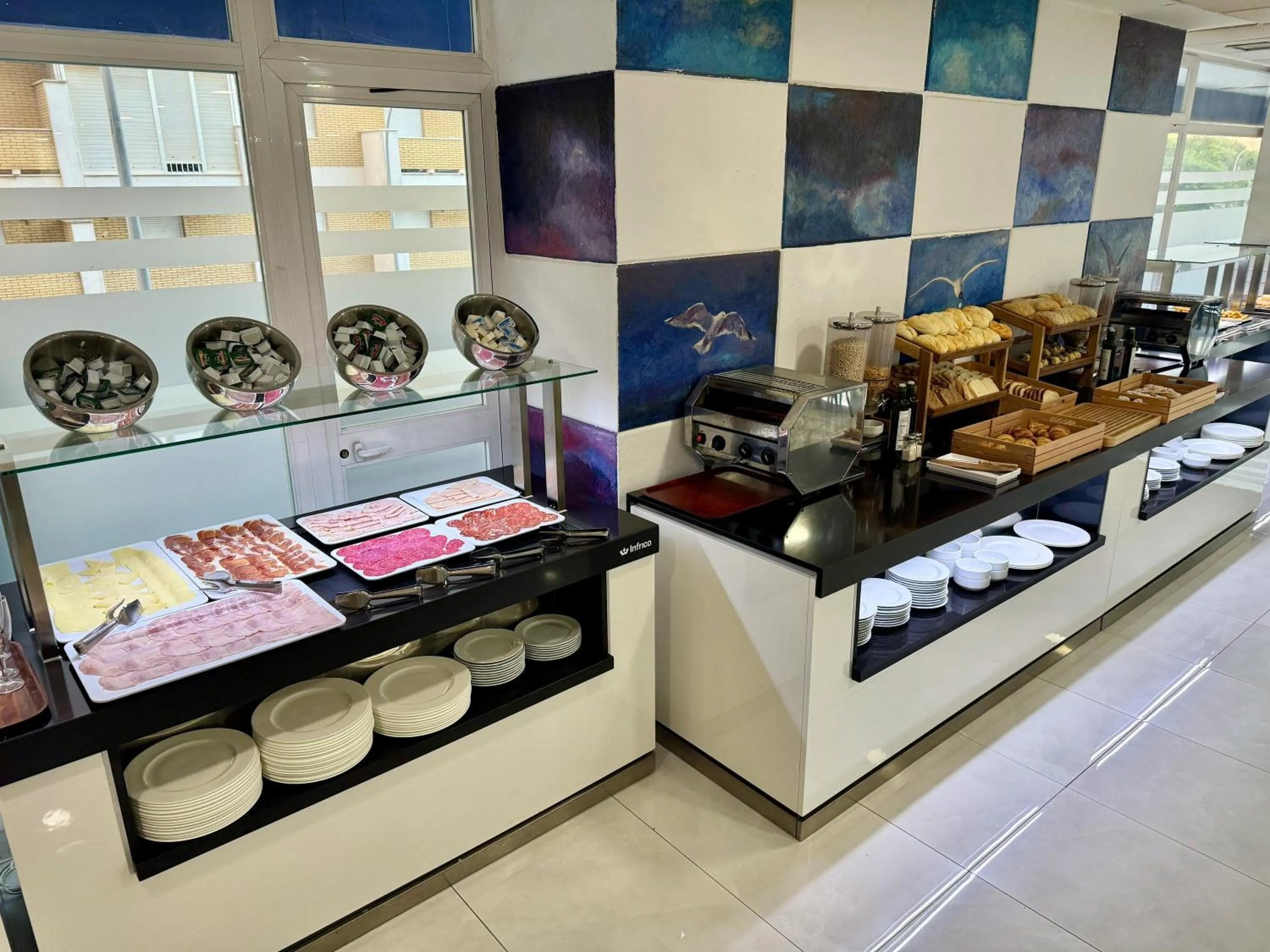 Buffet breakfast in Hotel Guadalquivir