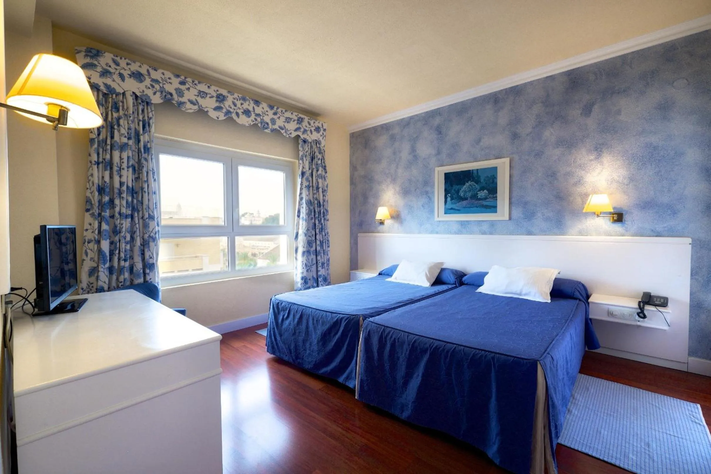 Bed in Hotel Guadalquivir