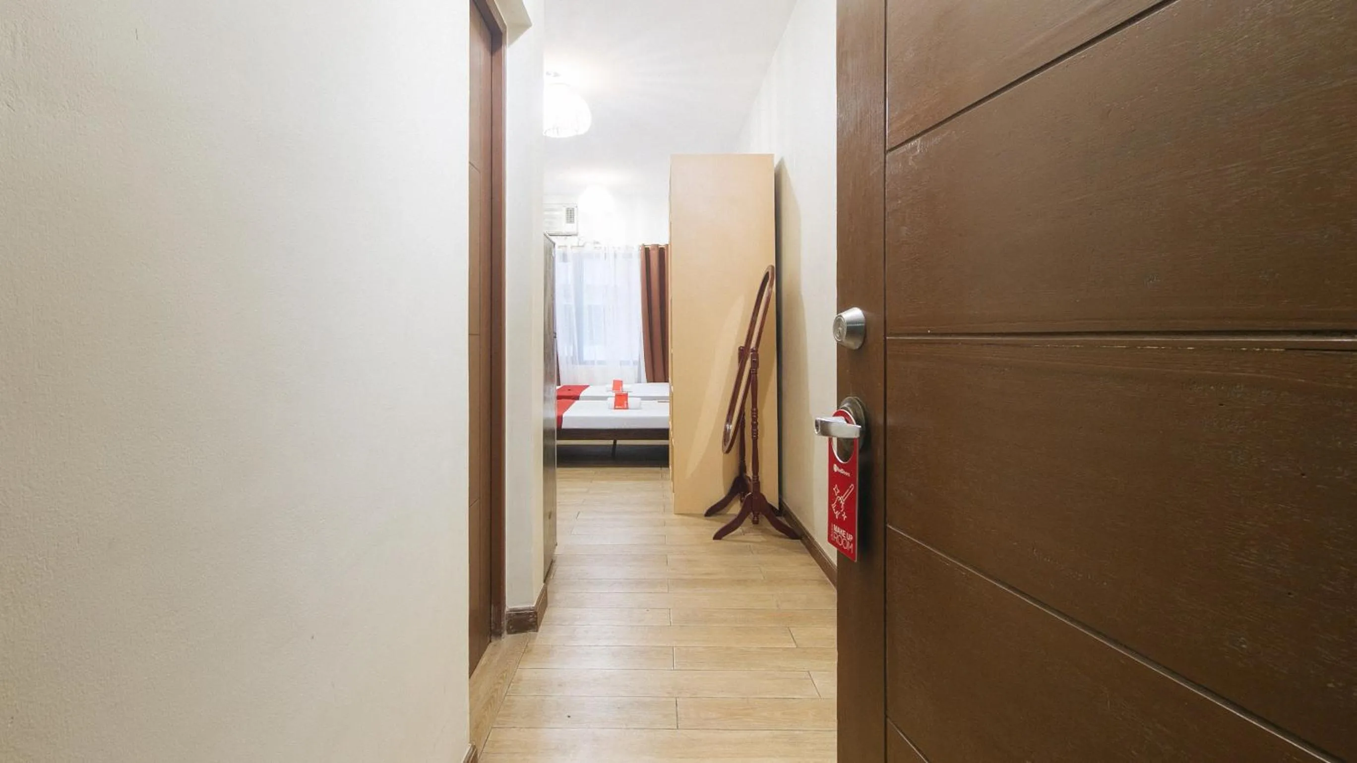 Bed in RedDoorz Plus @ Cuarto Verde Staycation