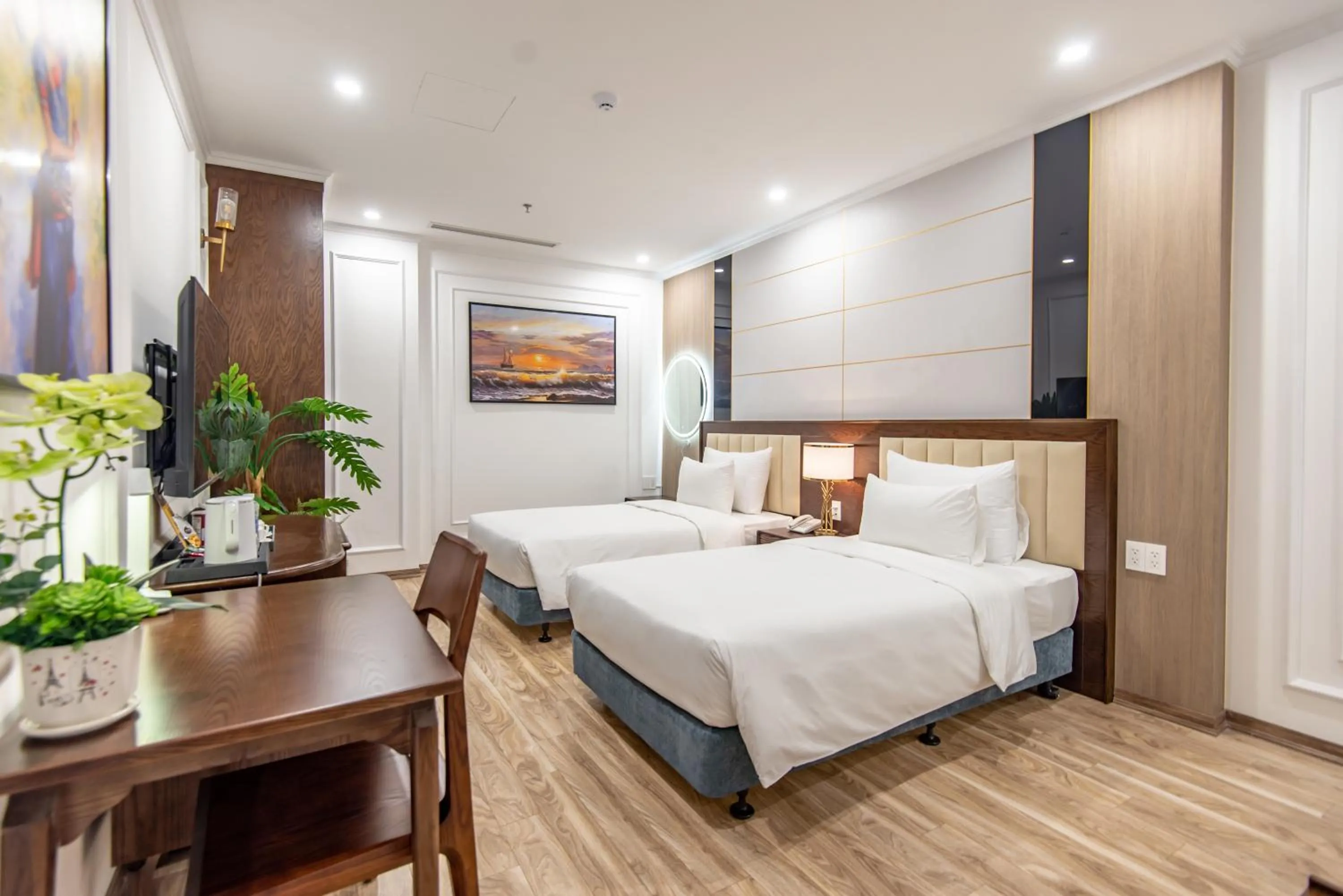 Bed in Reyna Luxury Hotel