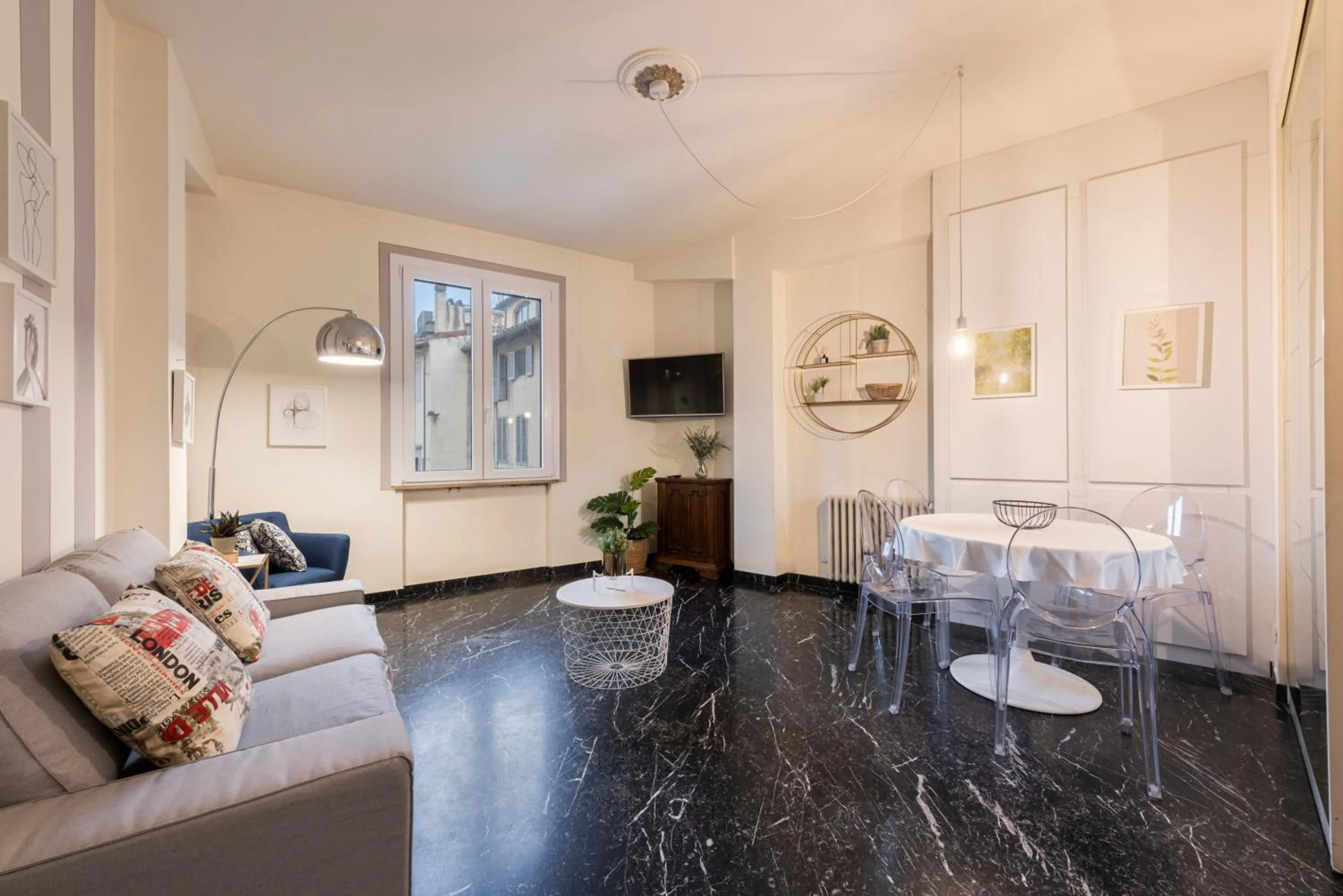 TV and multimedia in Oriuolo Prestige by Mmega