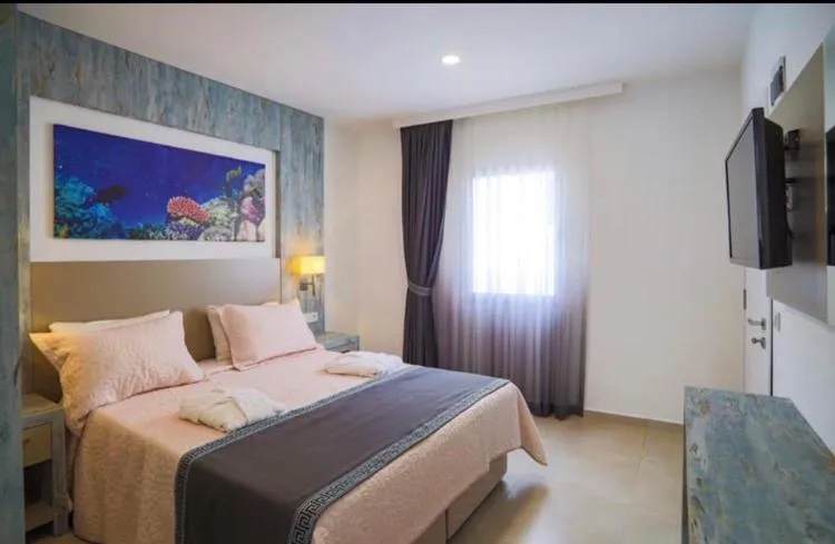 Bedroom, Bed in Queen Victoria Suit Apart OTEL