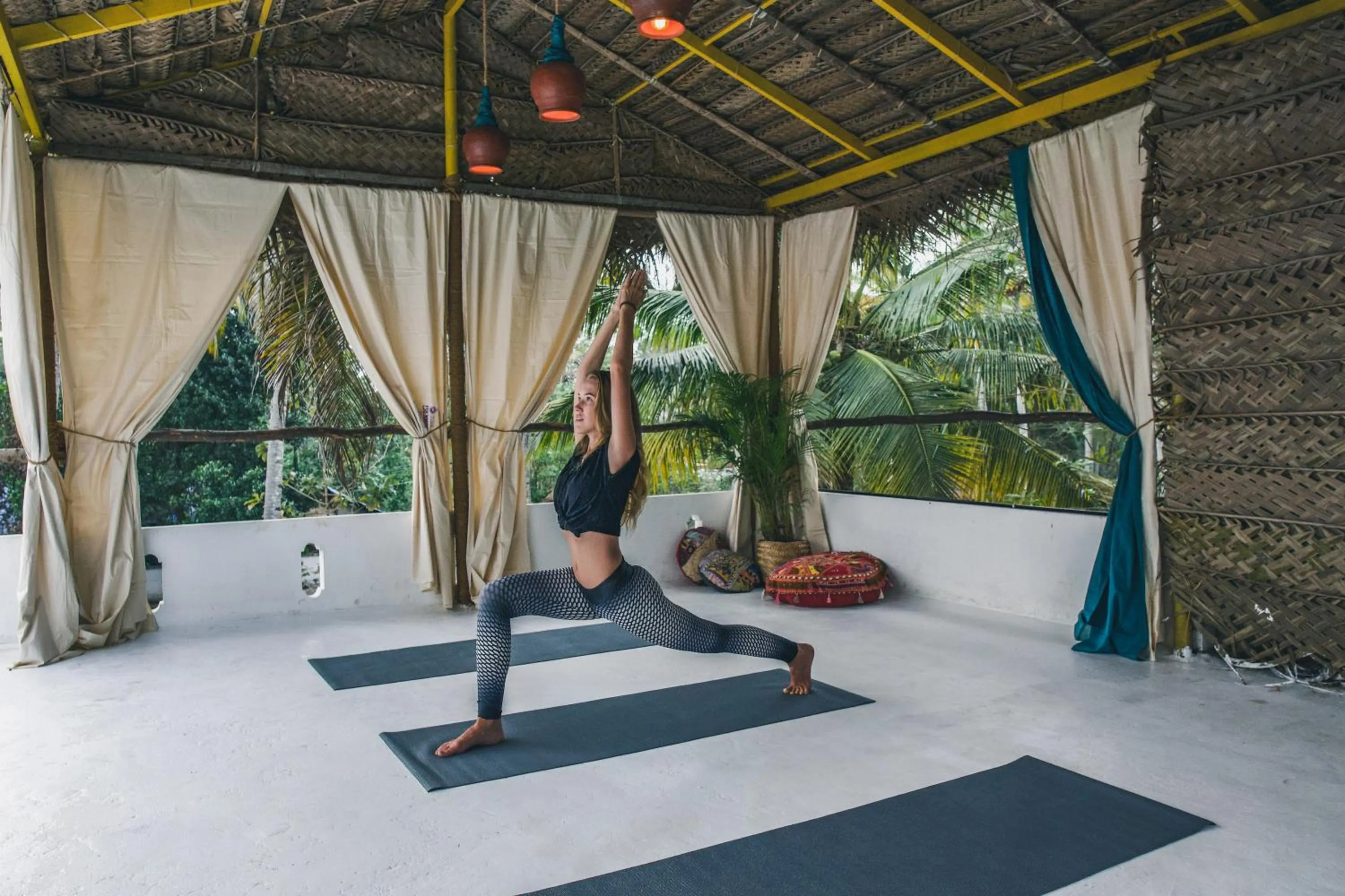 Property building in Boho's Hotel