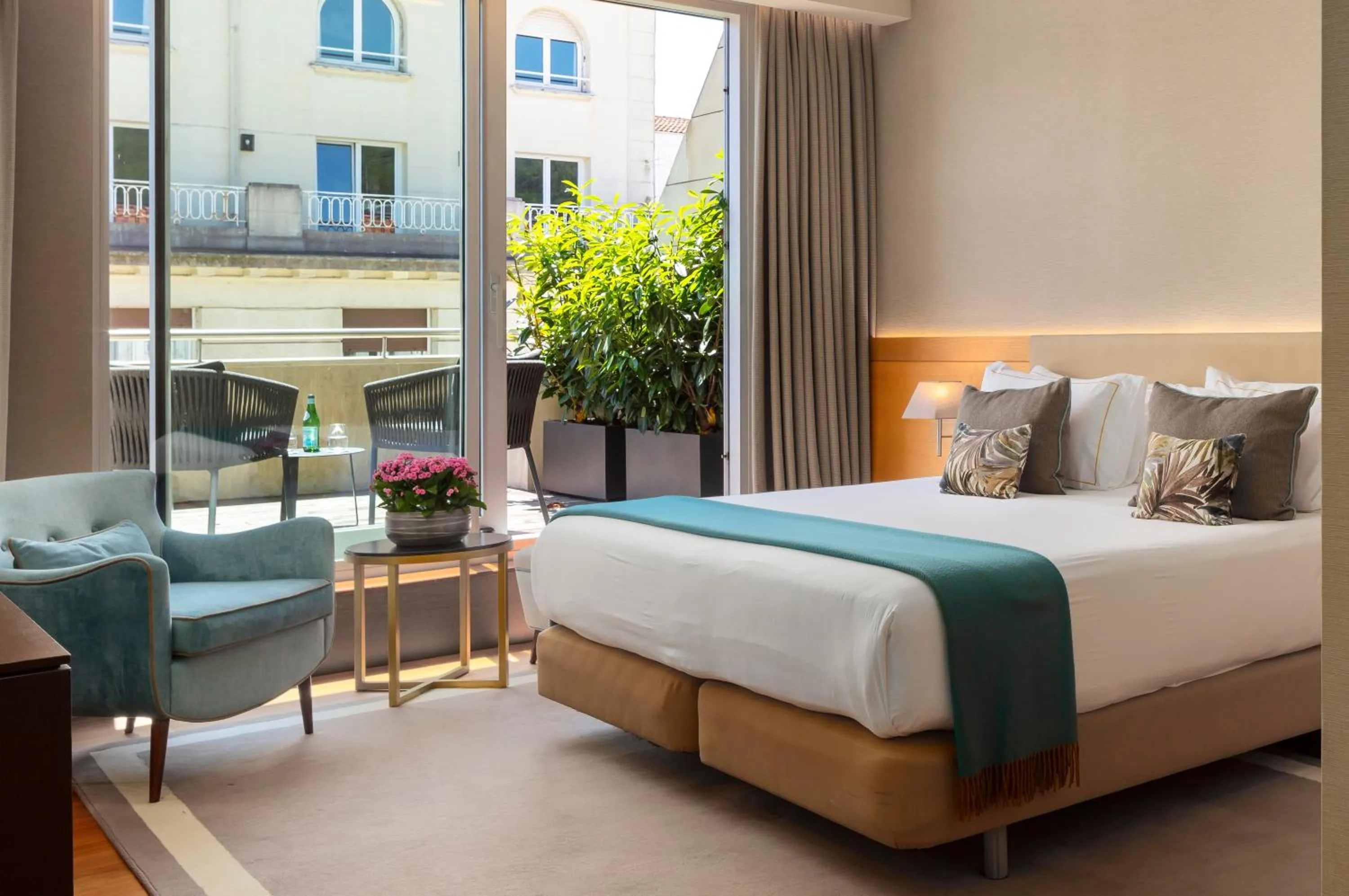 Bed in The Artist Grand Hotel of Art