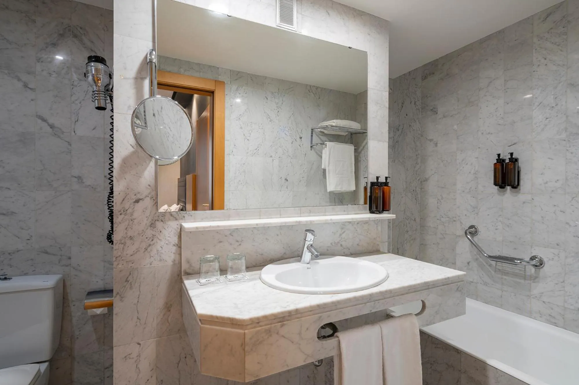 Bathroom in Hotel Indautxu