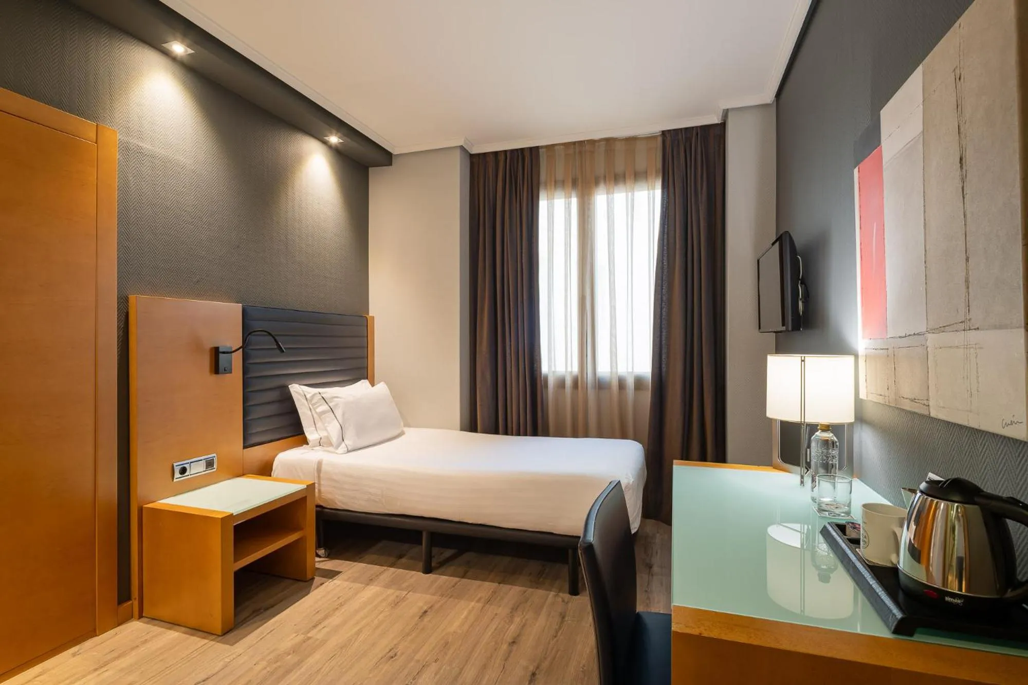 Bed in Hotel Indautxu