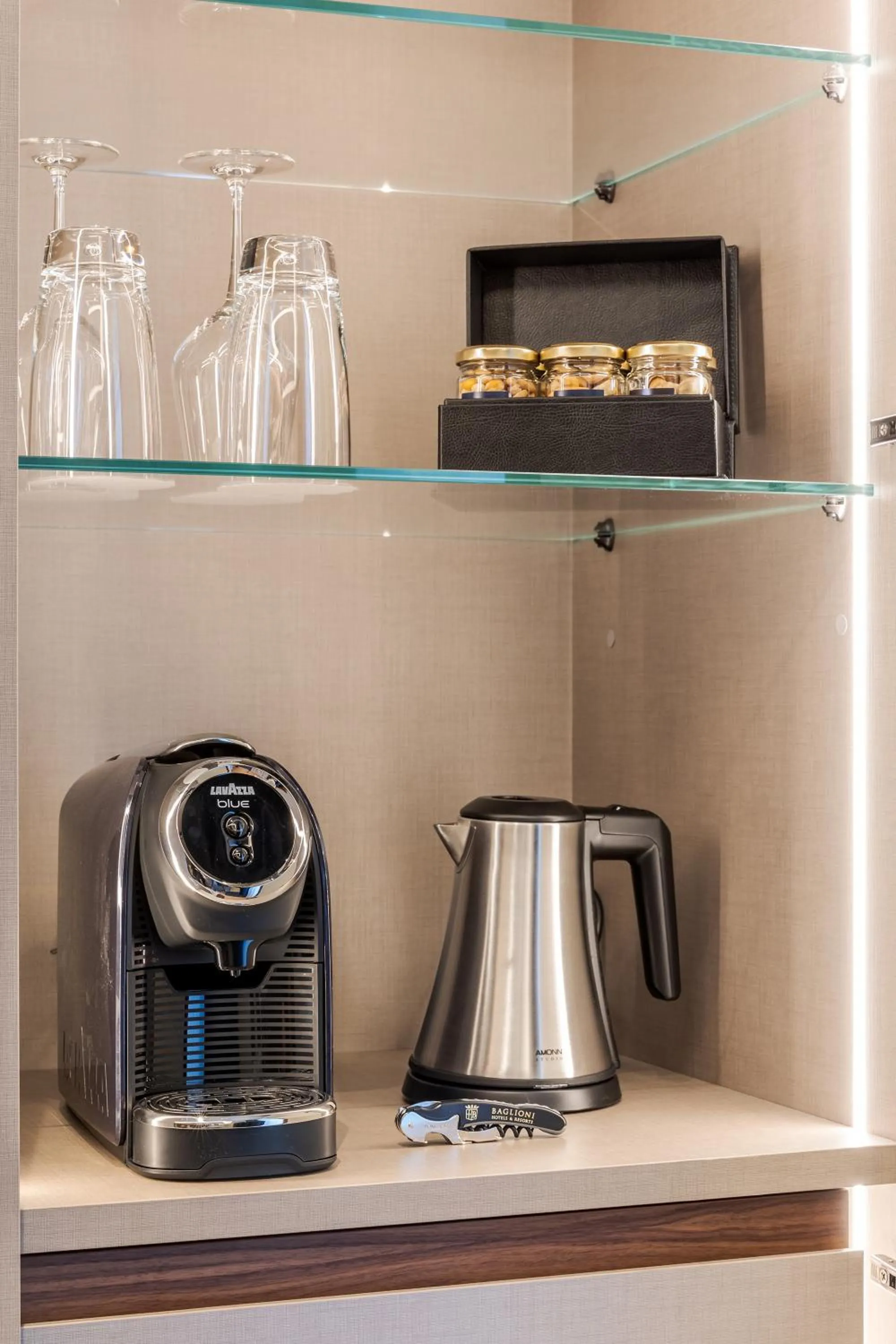 Coffee/tea facilities in Casa Baglioni Milan - The Leading Hotels of the World