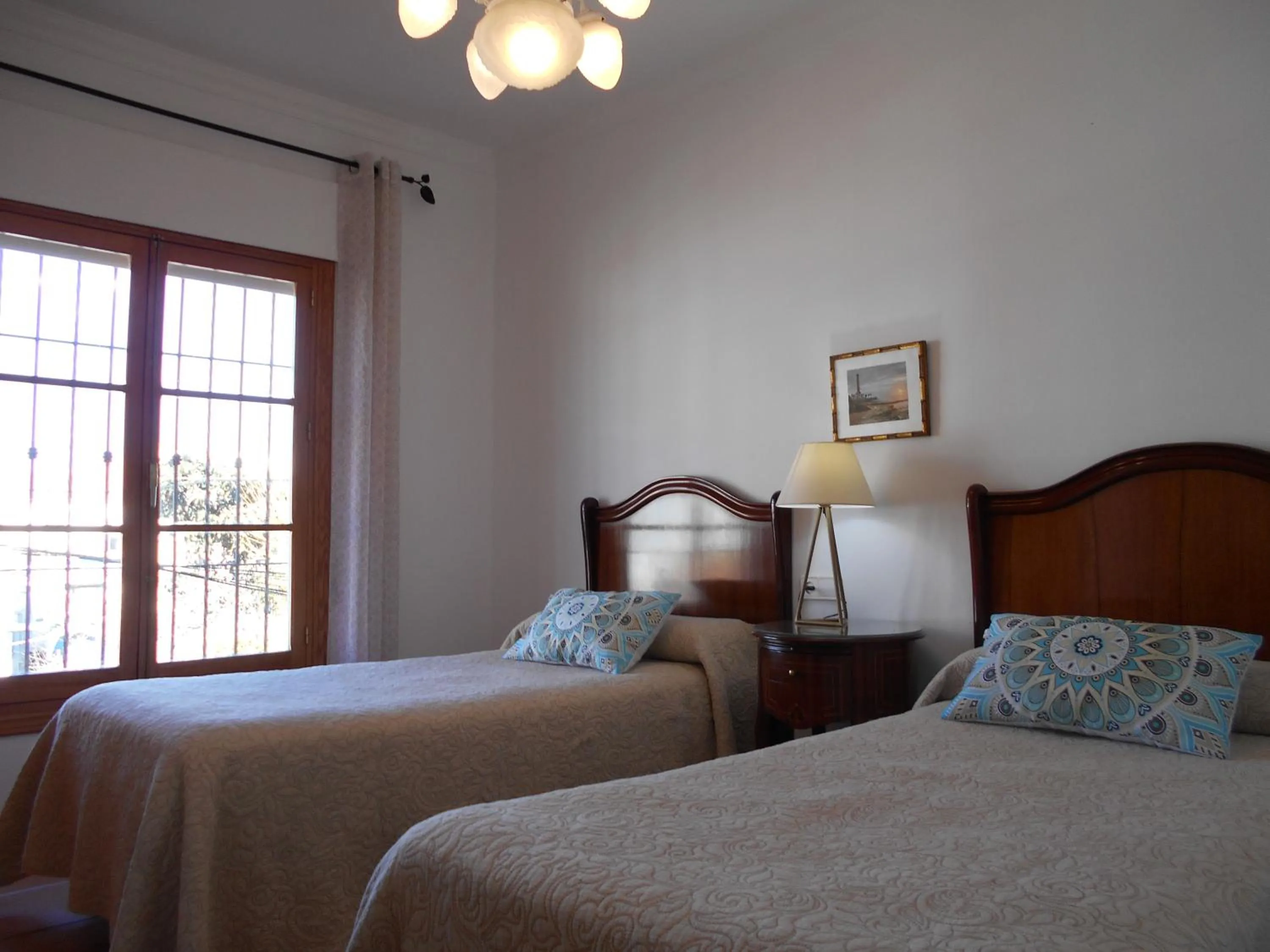 Penthouse Sleeps 4 with Private Garden