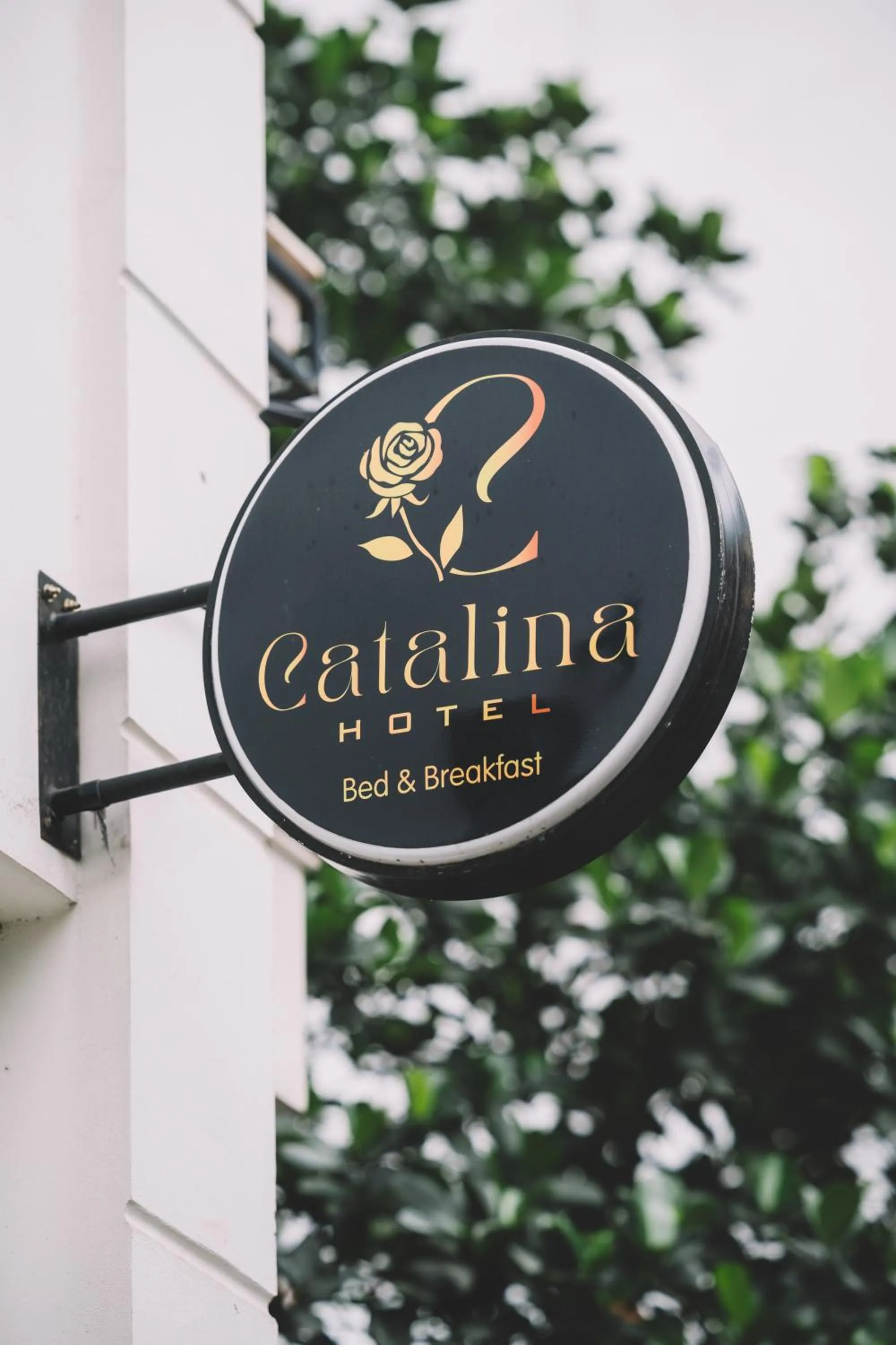 Property logo or sign in Tamcoc Catalina Hotel