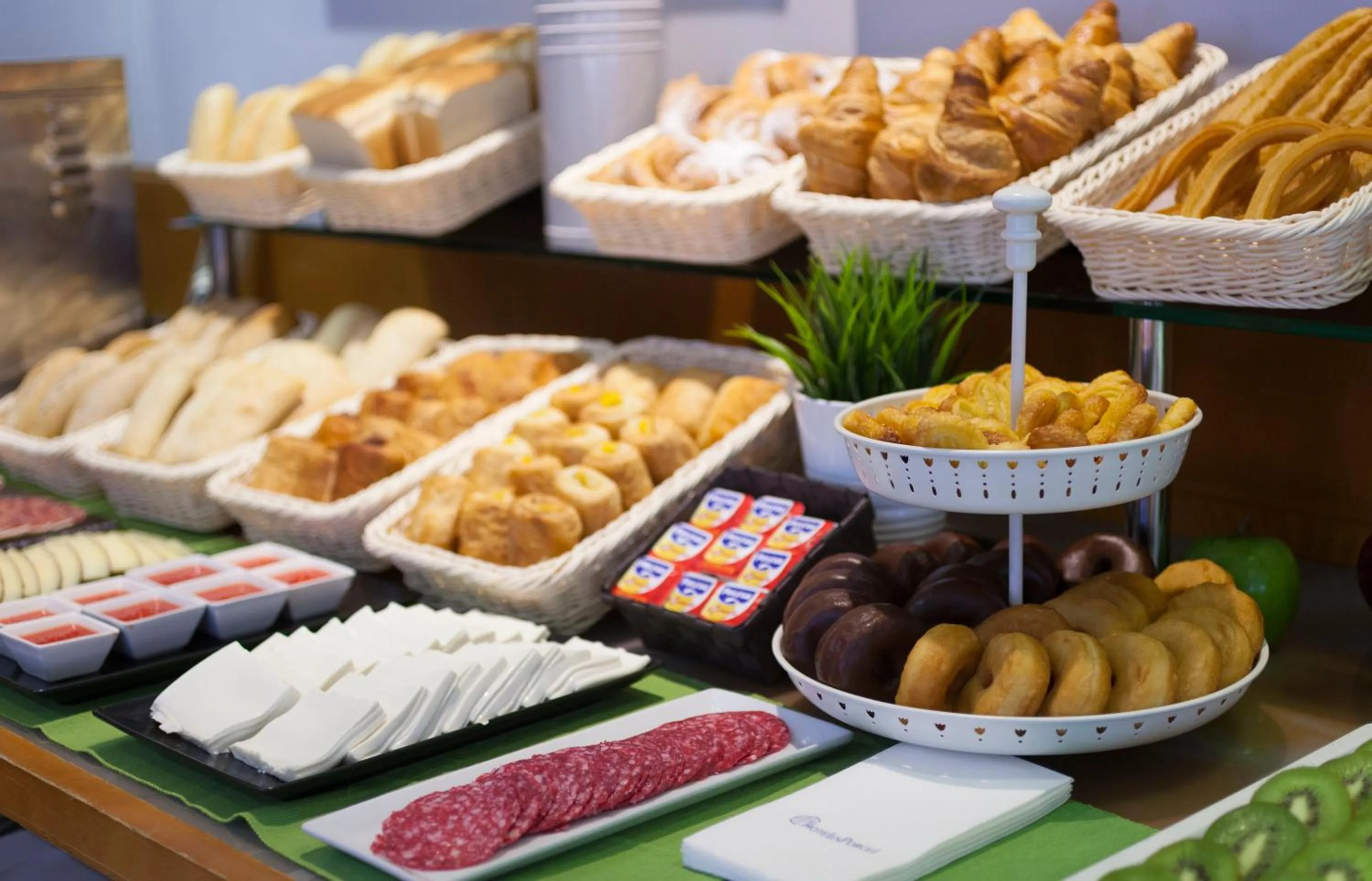 Food in Porcel Torre Garden