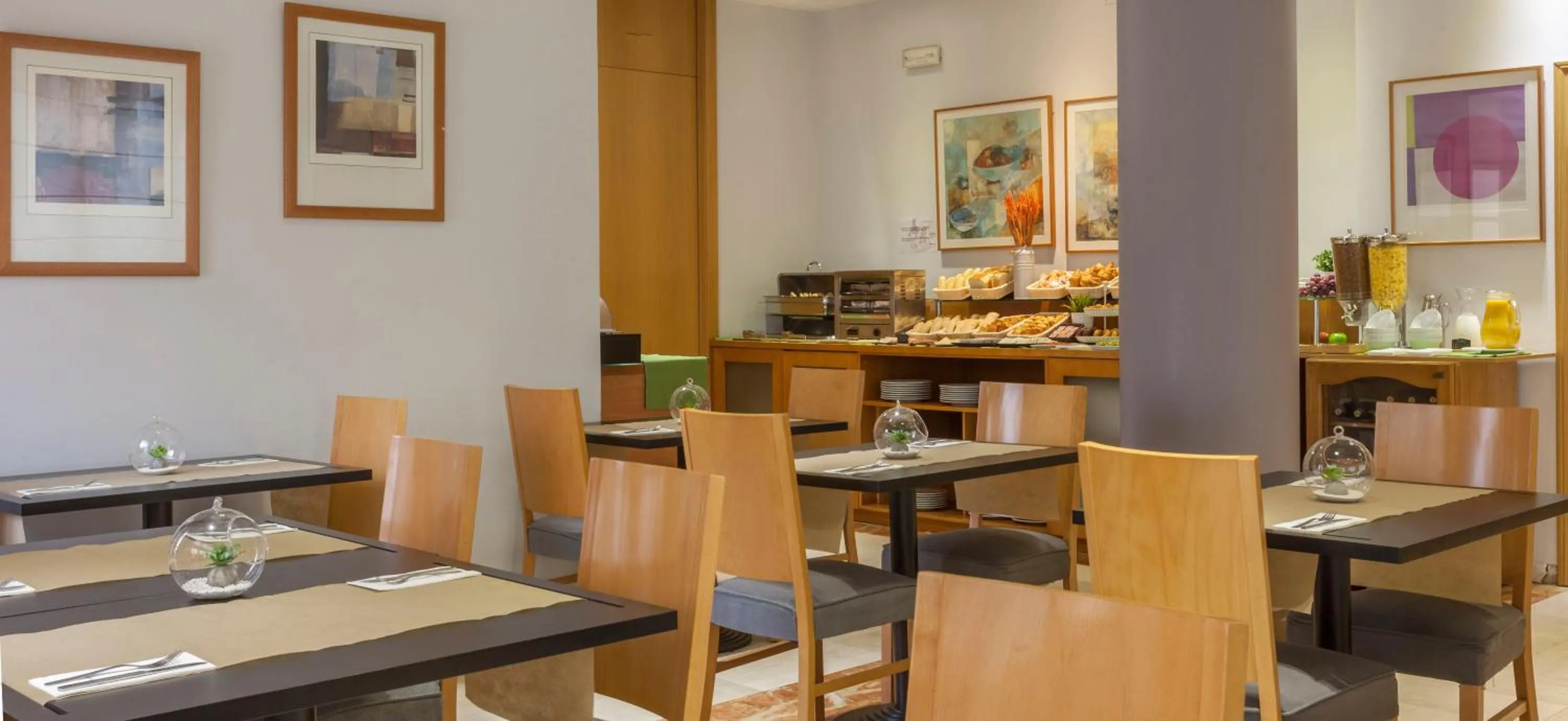 Lounge or bar in Porcel Torre Garden