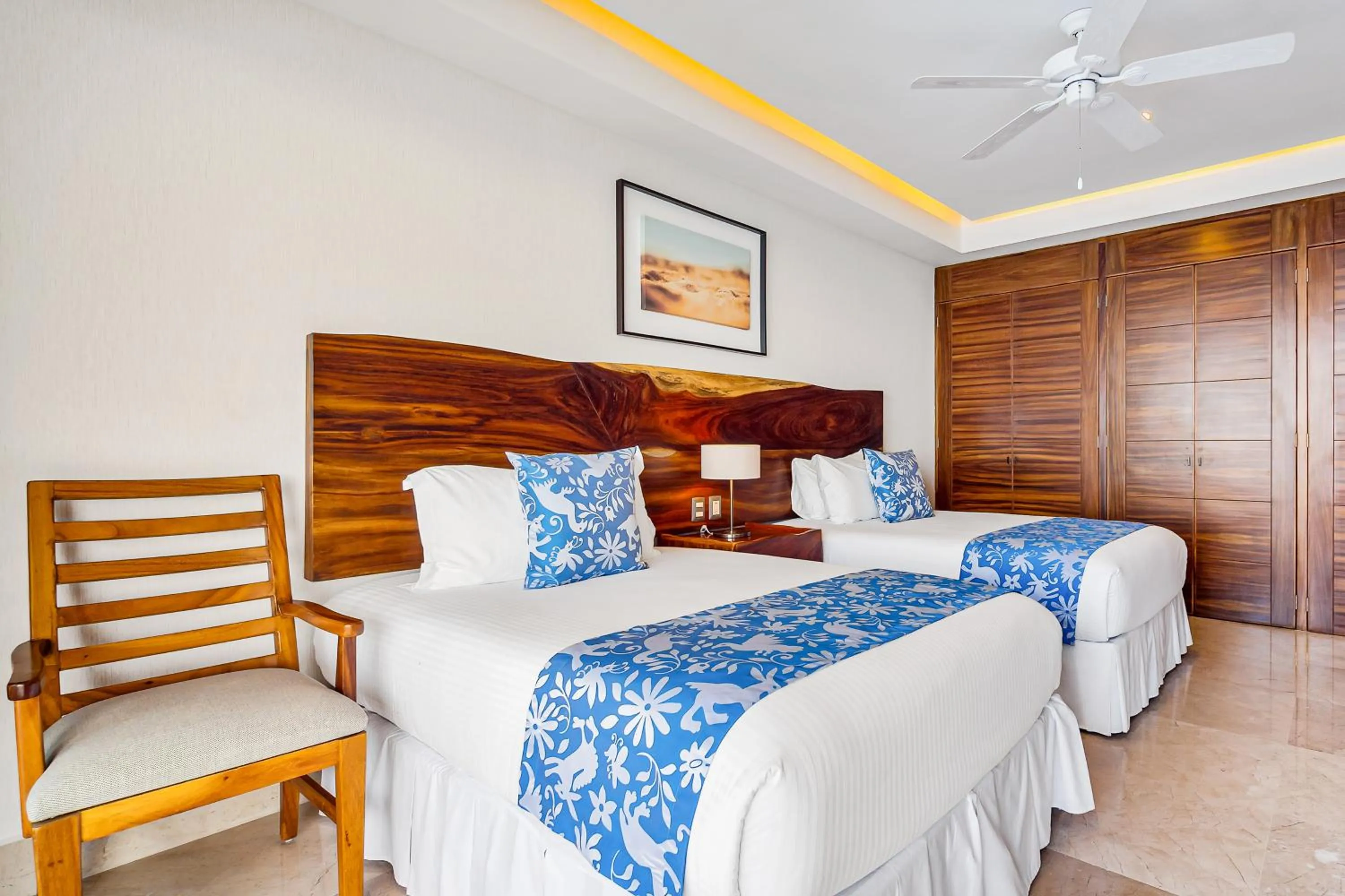 Bed in Blue Horizon 603