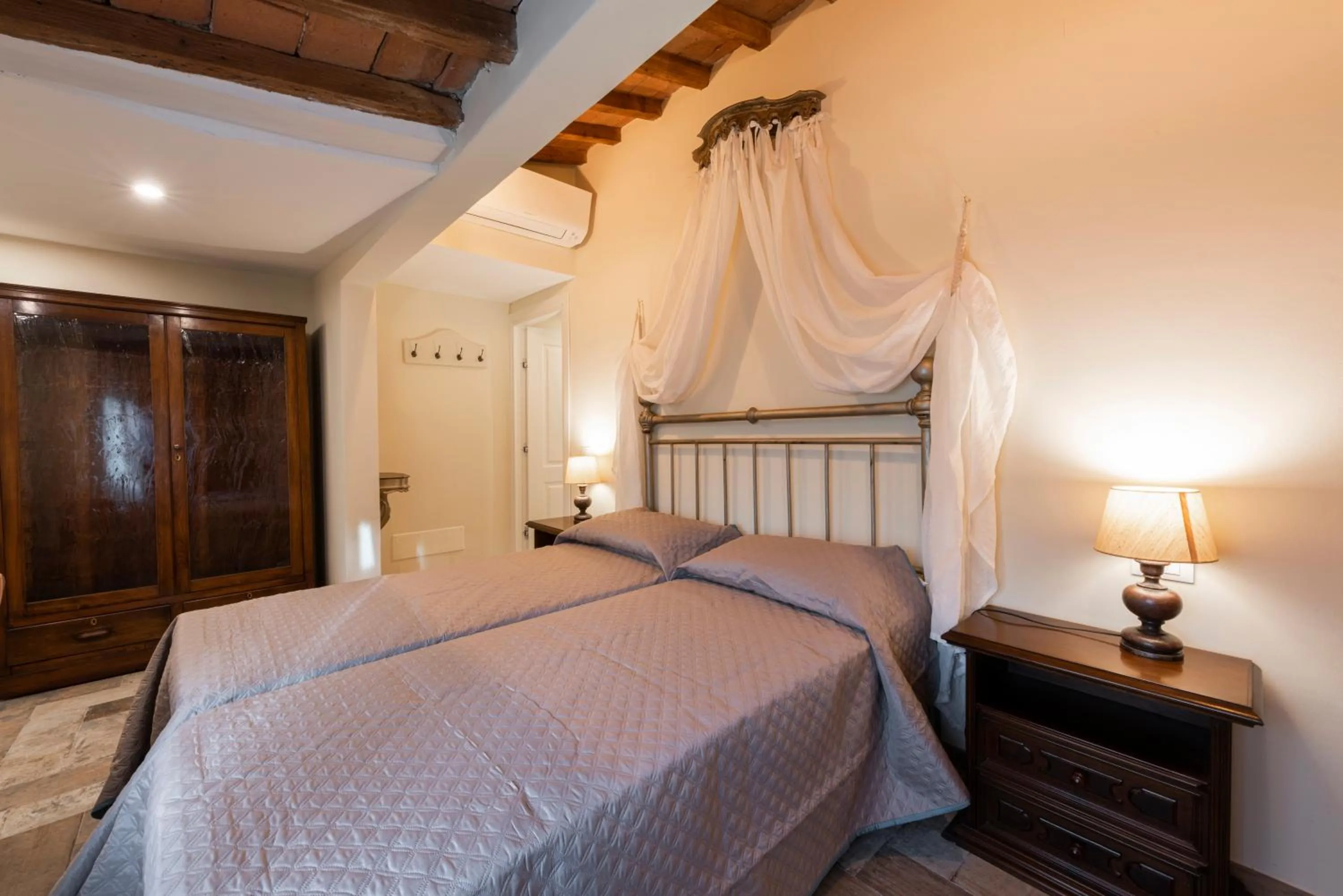 Bed in Casa Griselda by Mmega