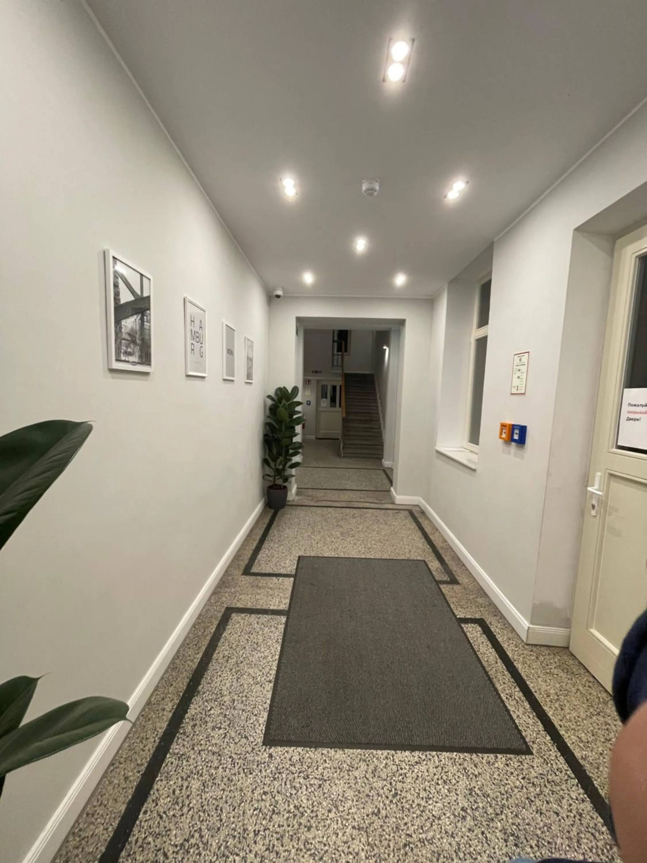 Facade/entrance in Ahoi Hostel