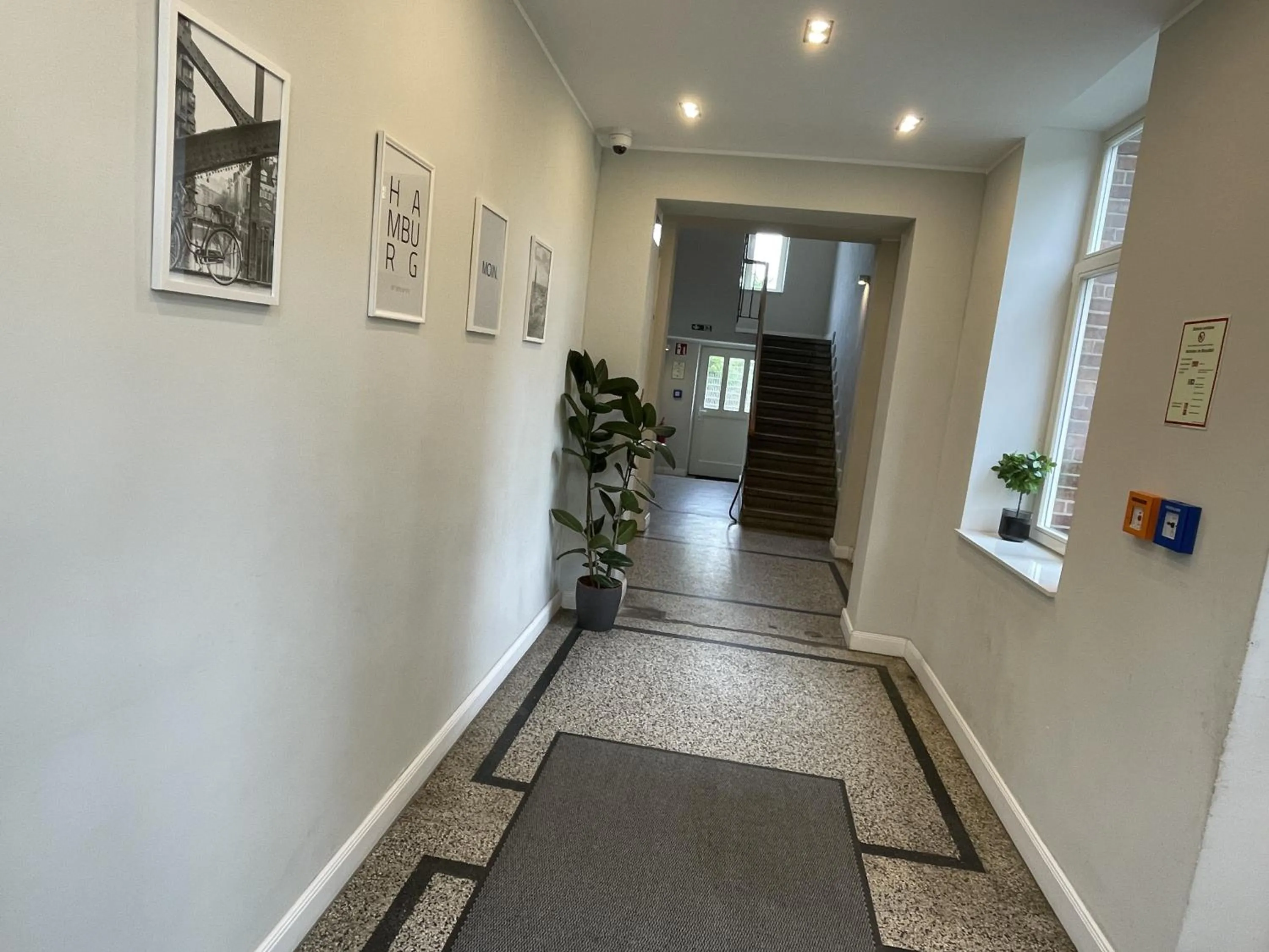 Facade/entrance in Ahoi Hostel