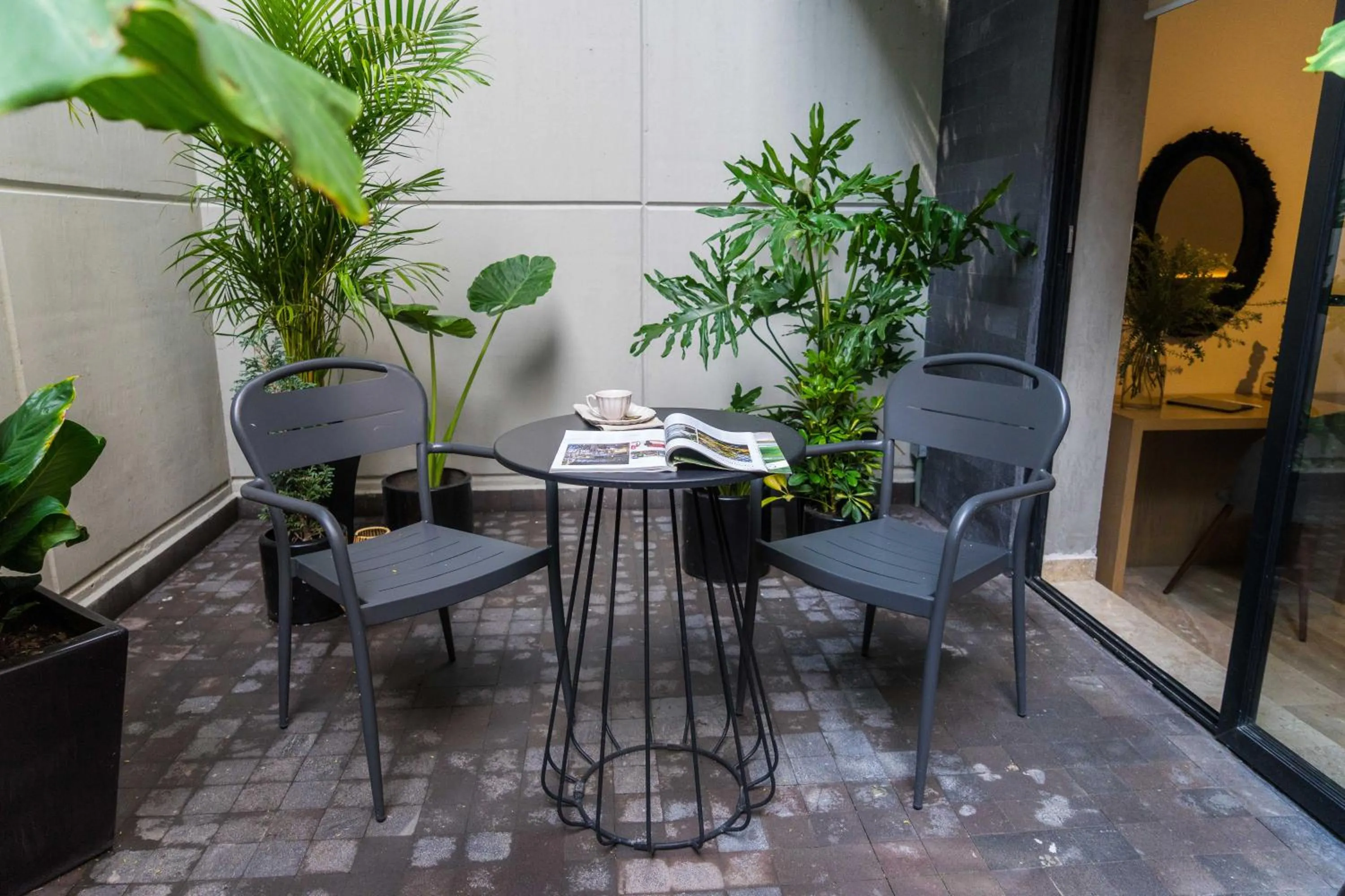 Patio in ULIV Edgar Allan Poe