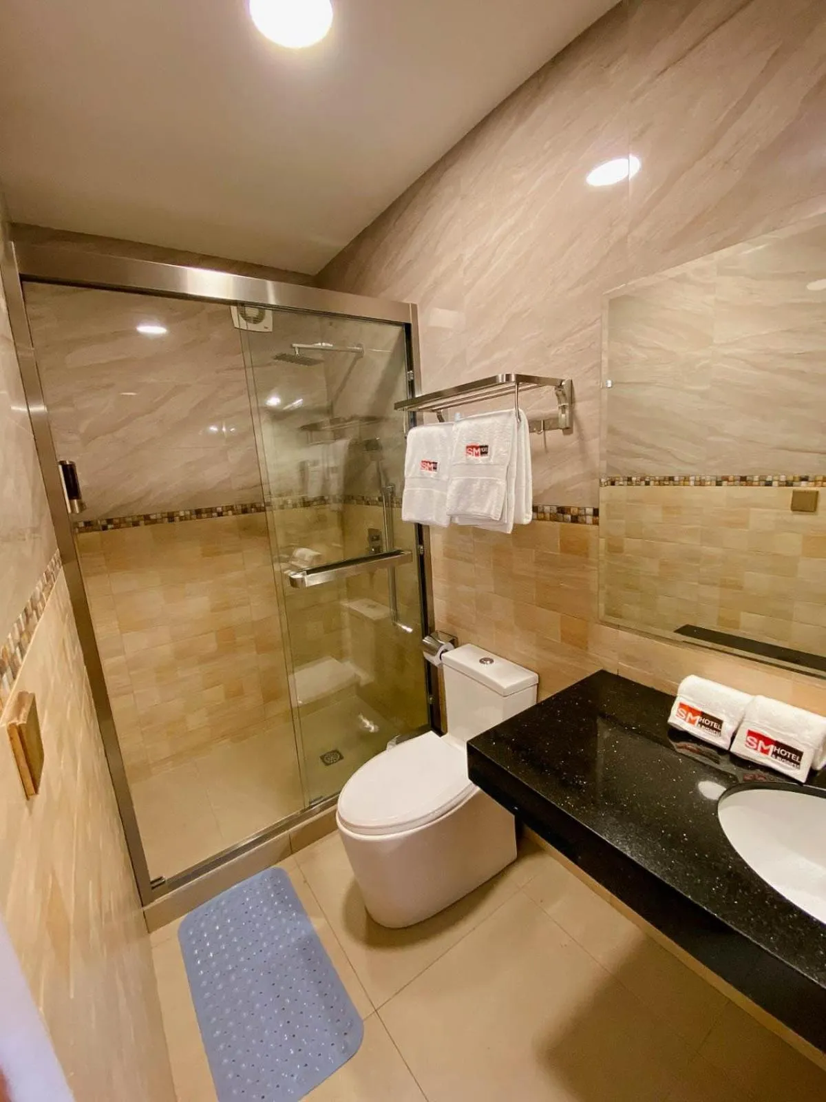 Shower in SM HOTEL Plus