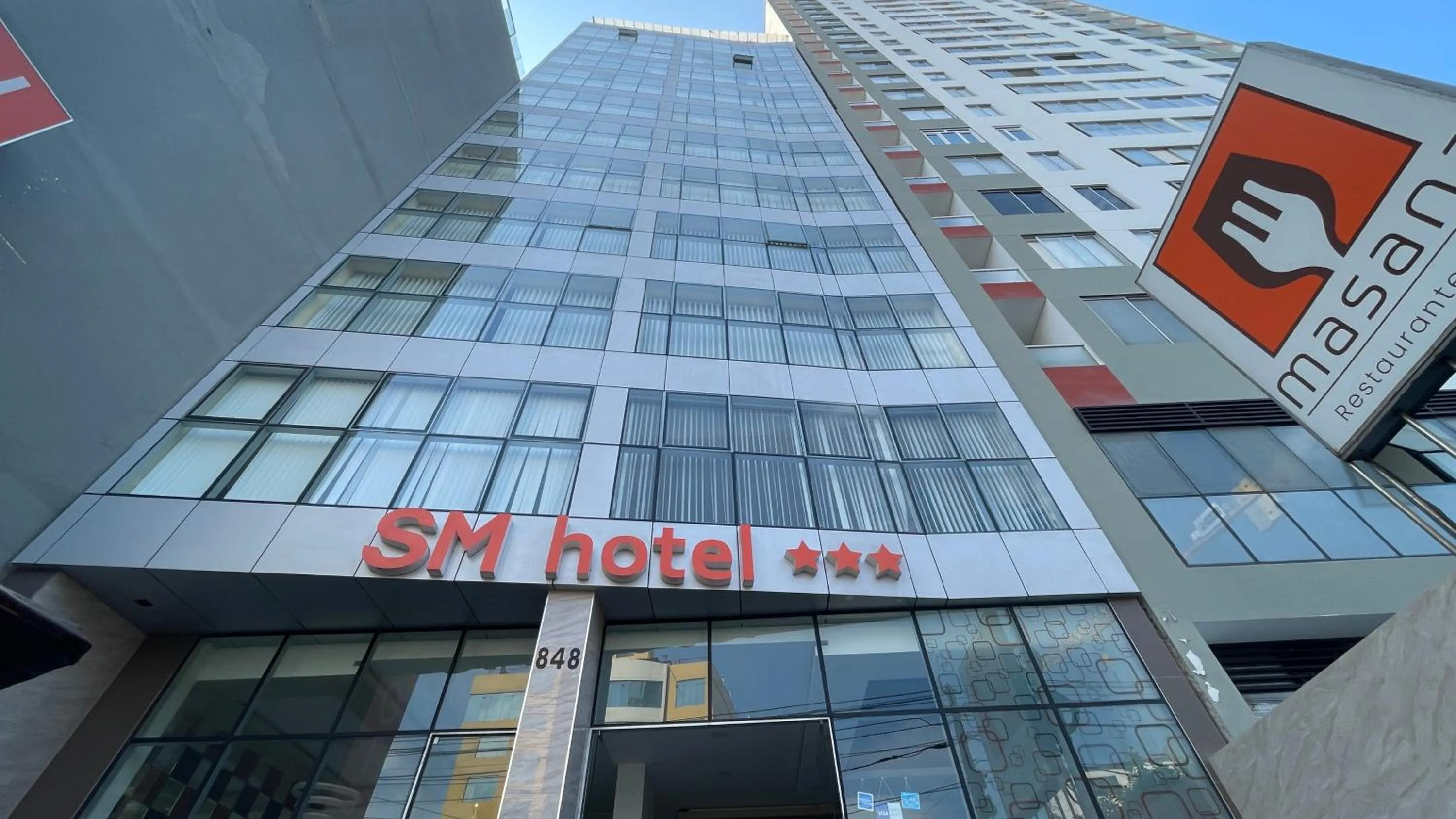 Facade/entrance in SM HOTEL Plus