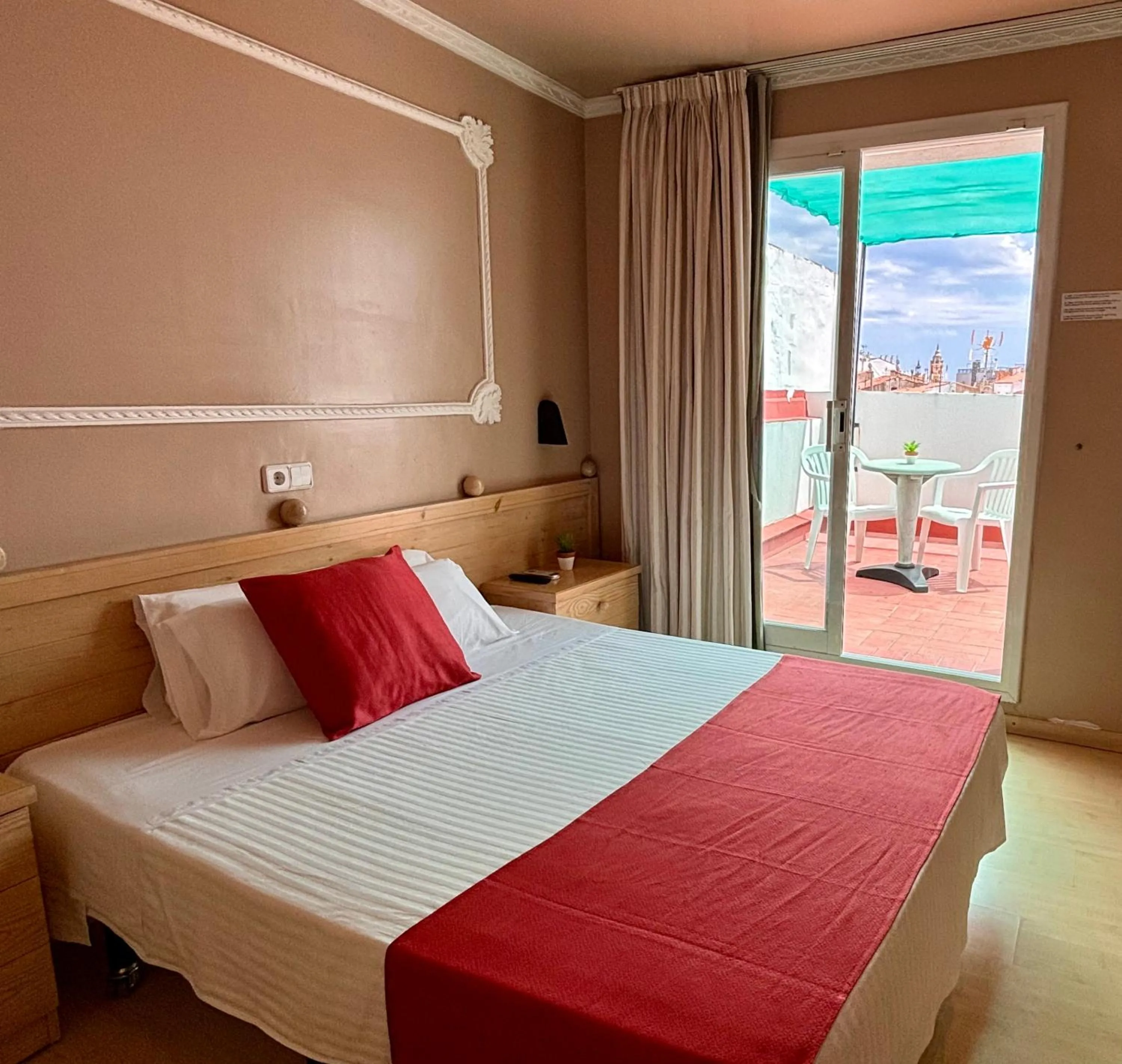 Bed in Hotel Piccadilly Sitges