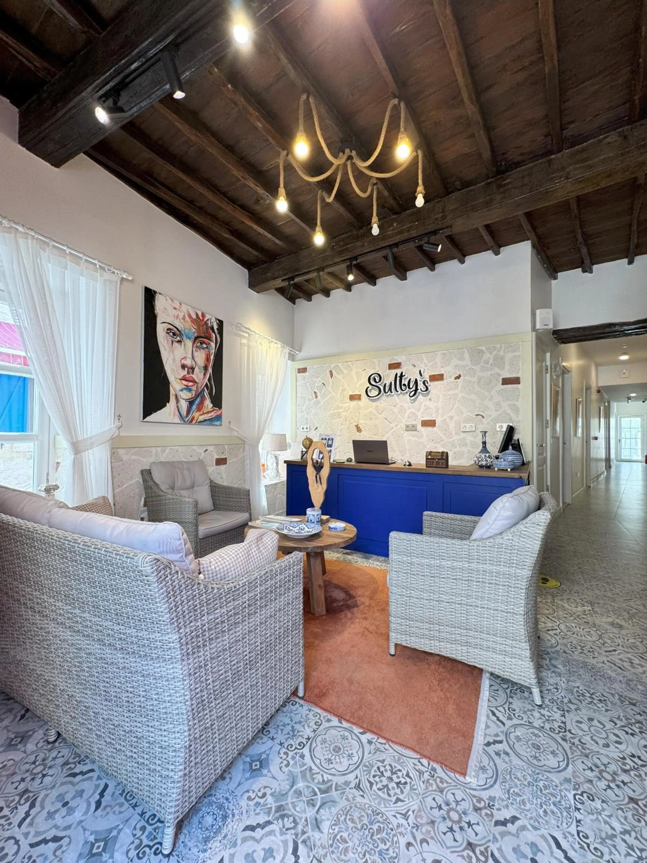 Property building in Sulty's Avlu