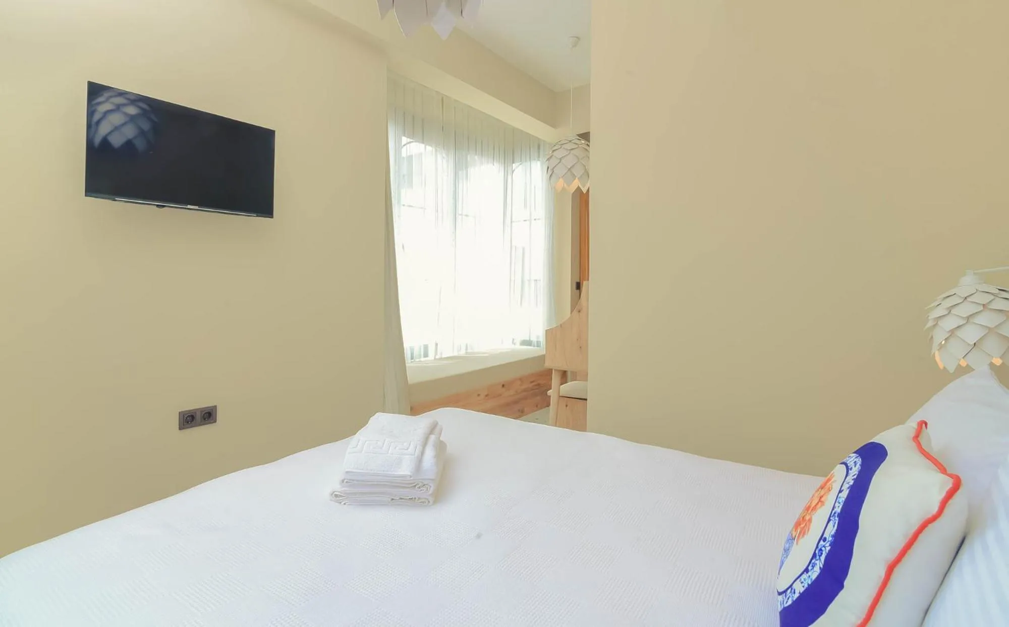 TV and multimedia in Sulty's Avlu