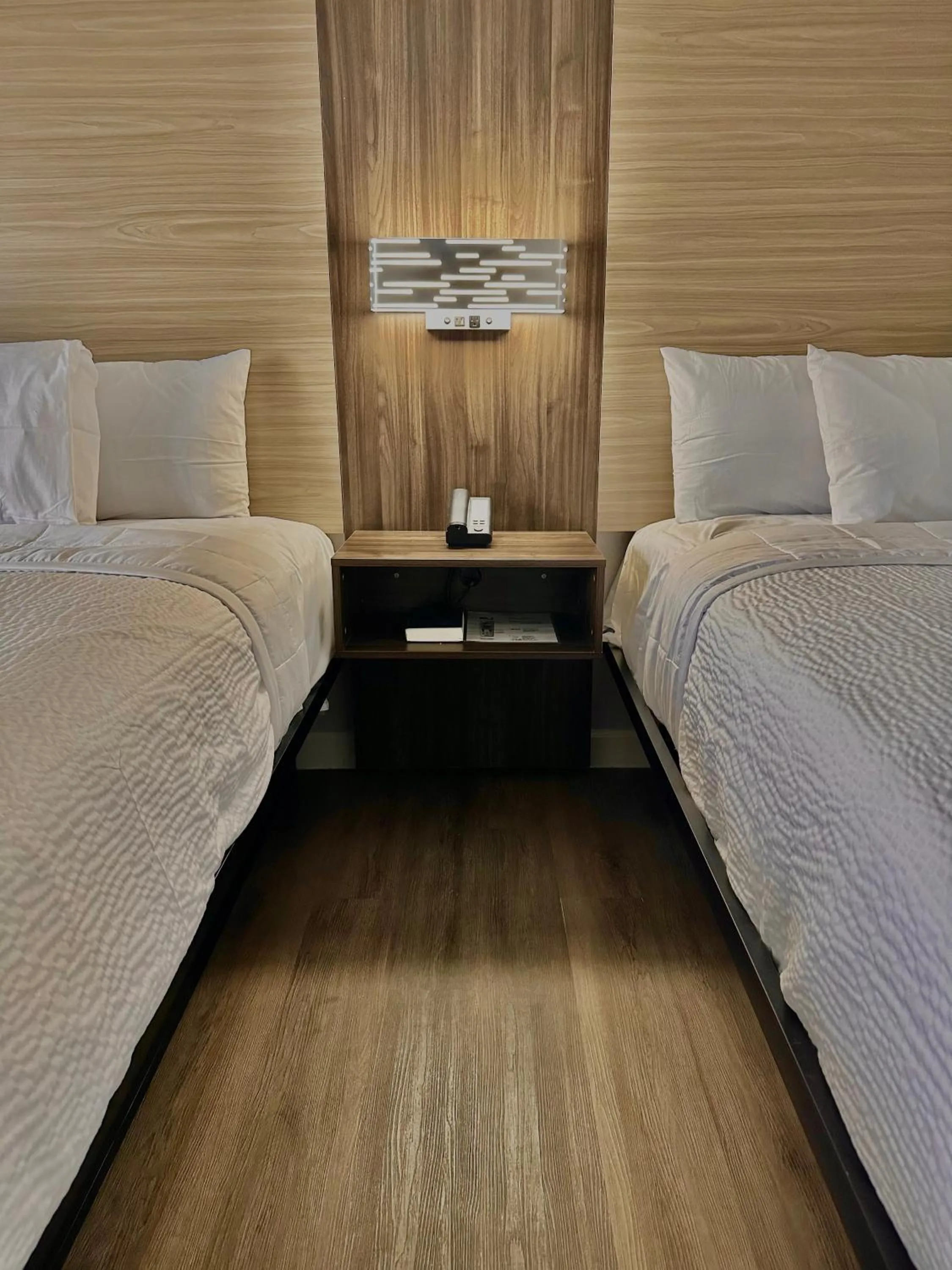 Bedroom, Bed in Sylvester Inn